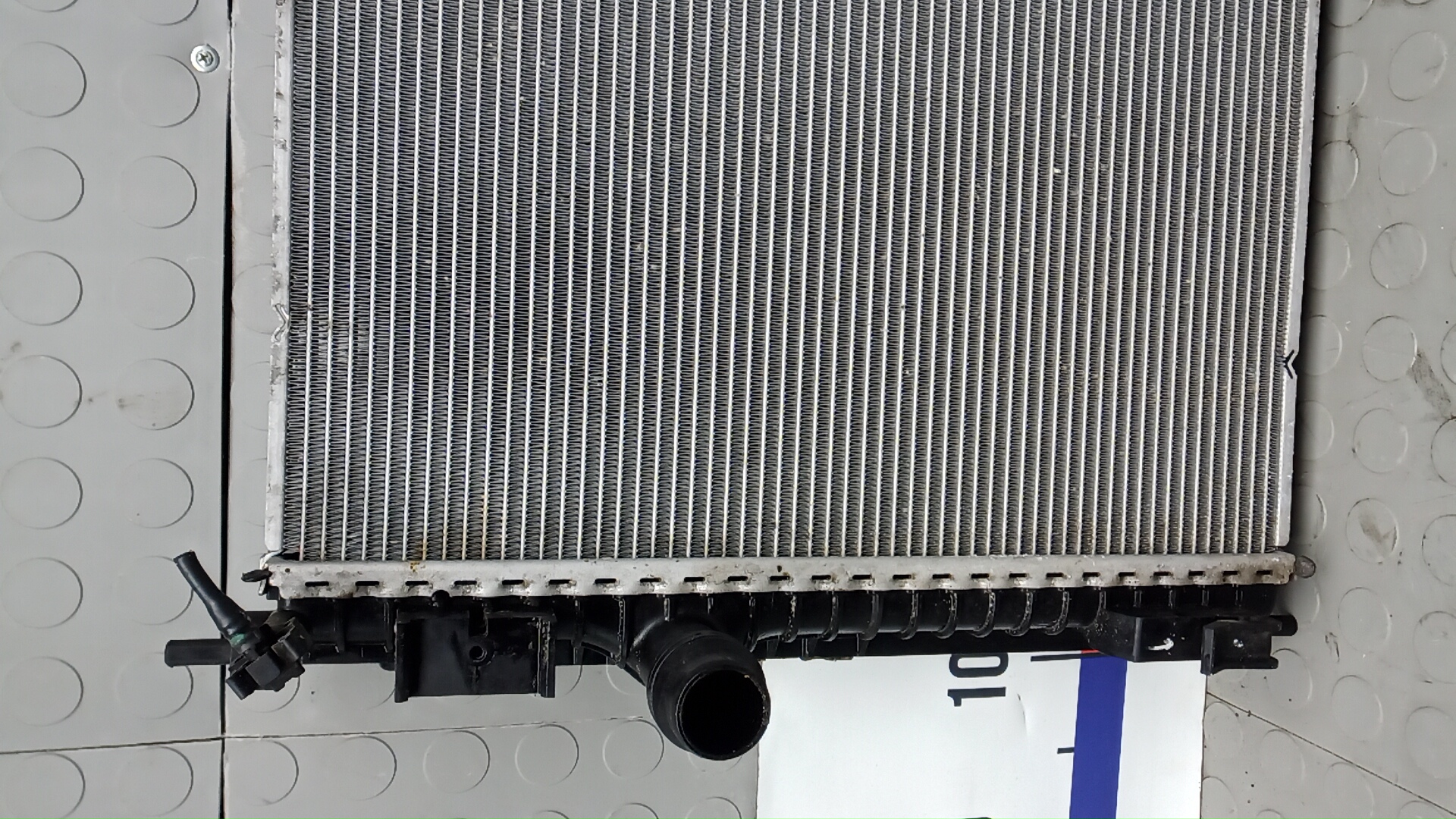 Радиатор охлаждения двигателя основной