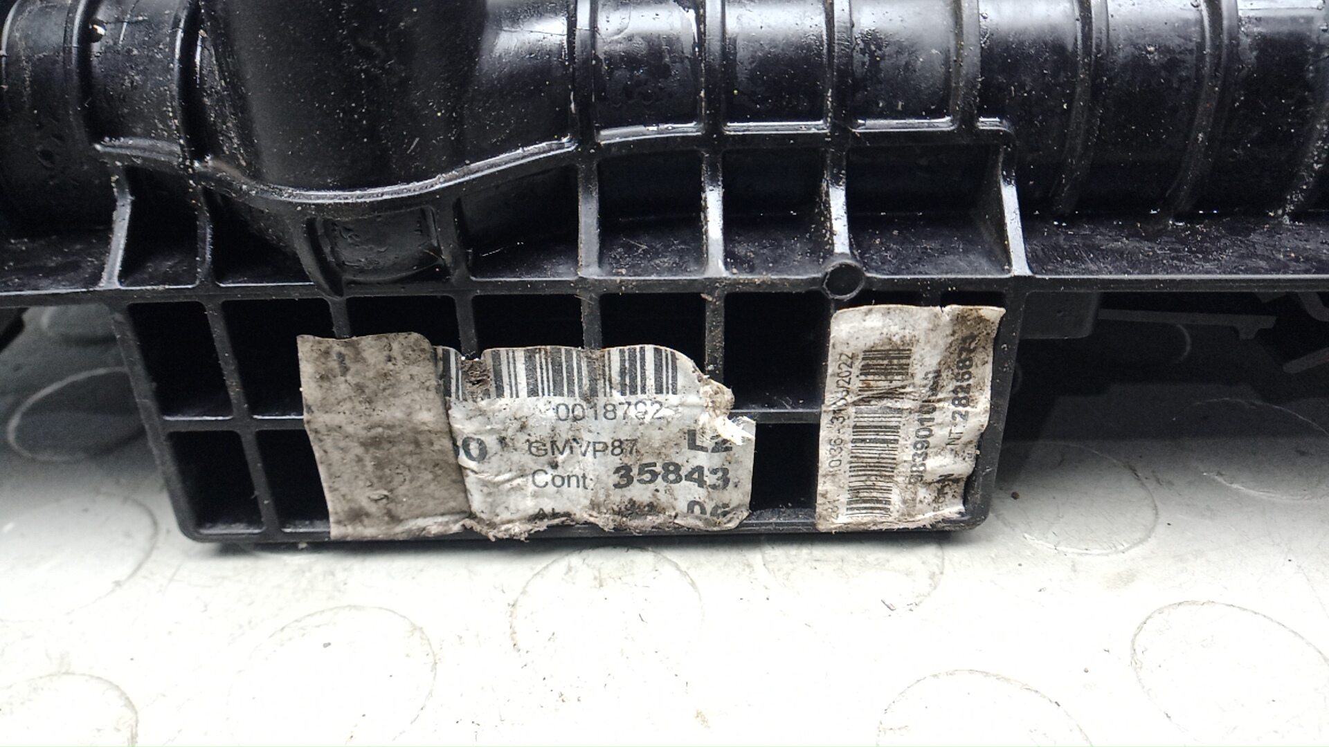 Радиатор охлаждения двигателя основной