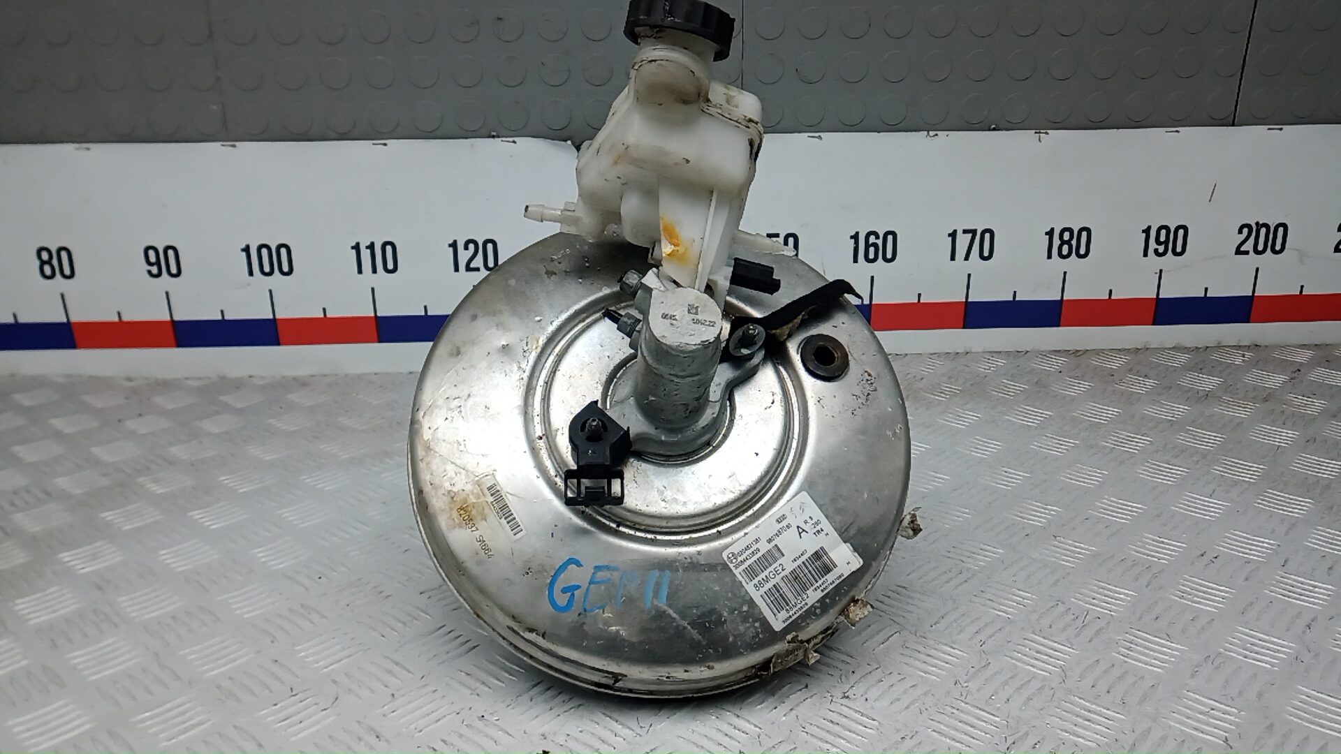 Усилитель тормозов вакуумный