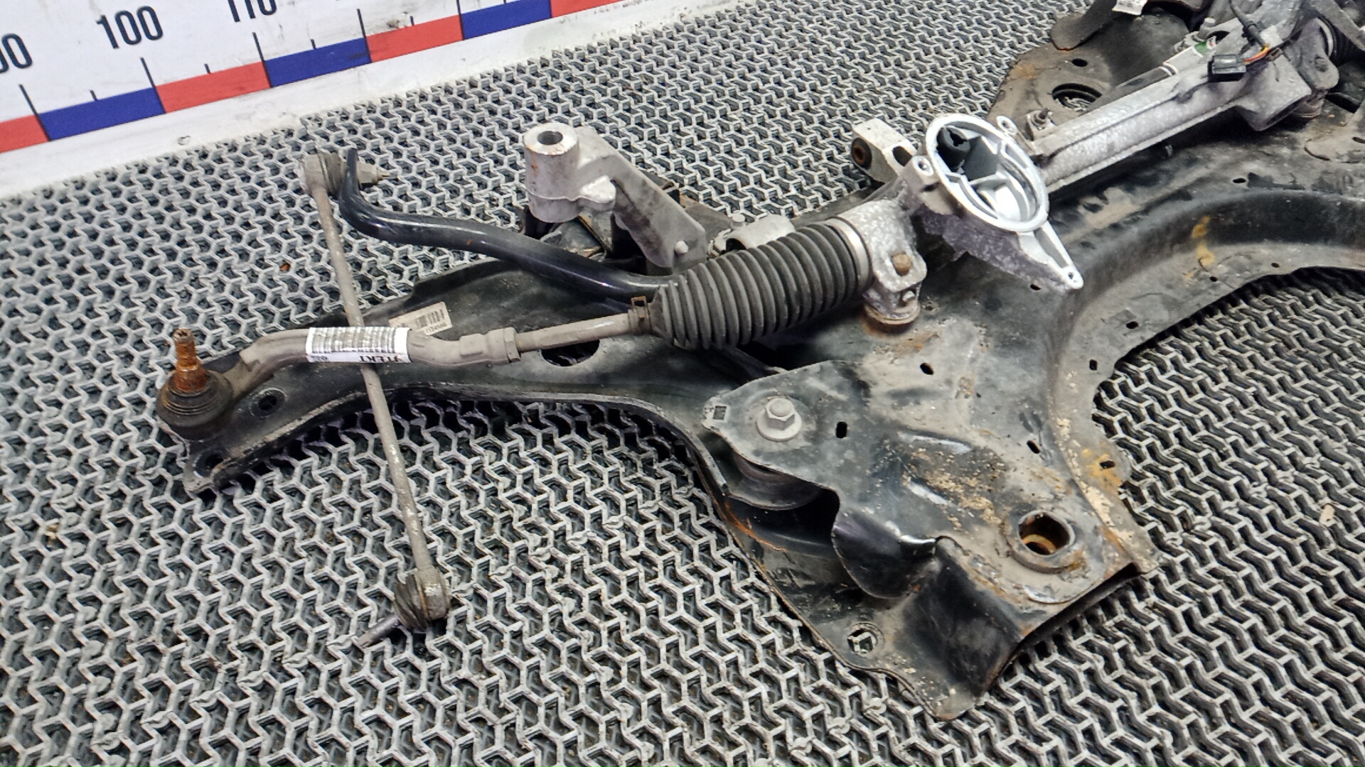 Балка передняя (крепление продольных тяг)