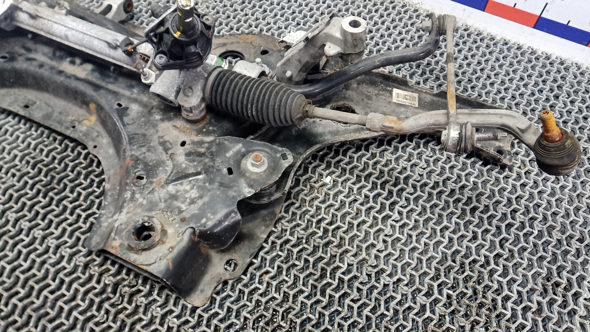 Балка передняя (крепление продольных тяг)