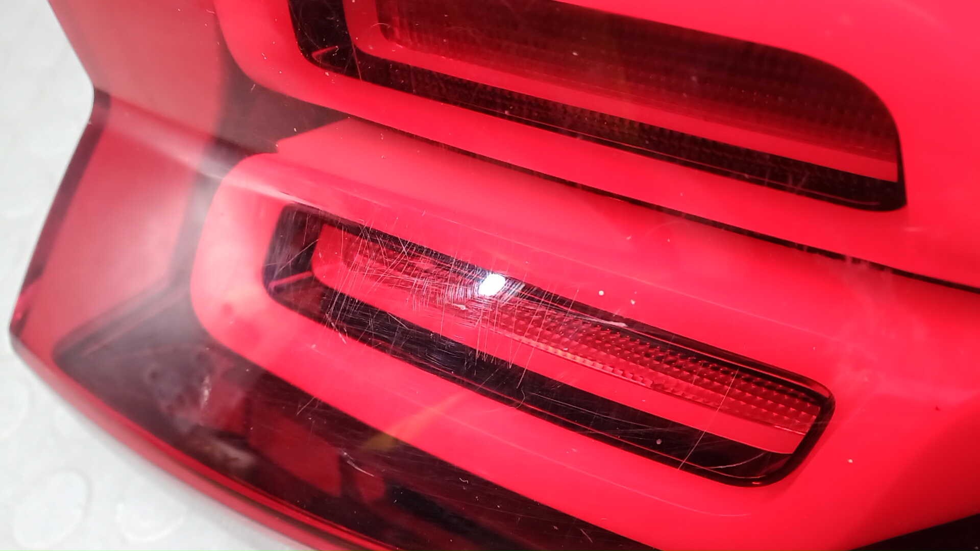 Фонарь задний правый