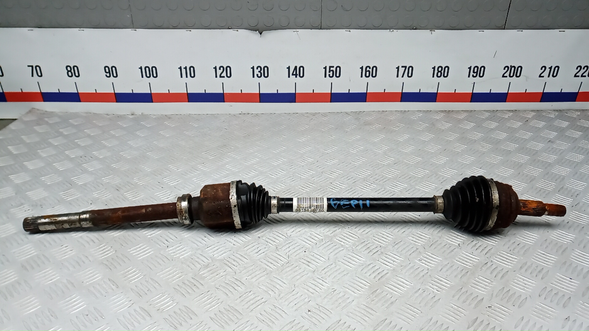 Полуось передняя правая