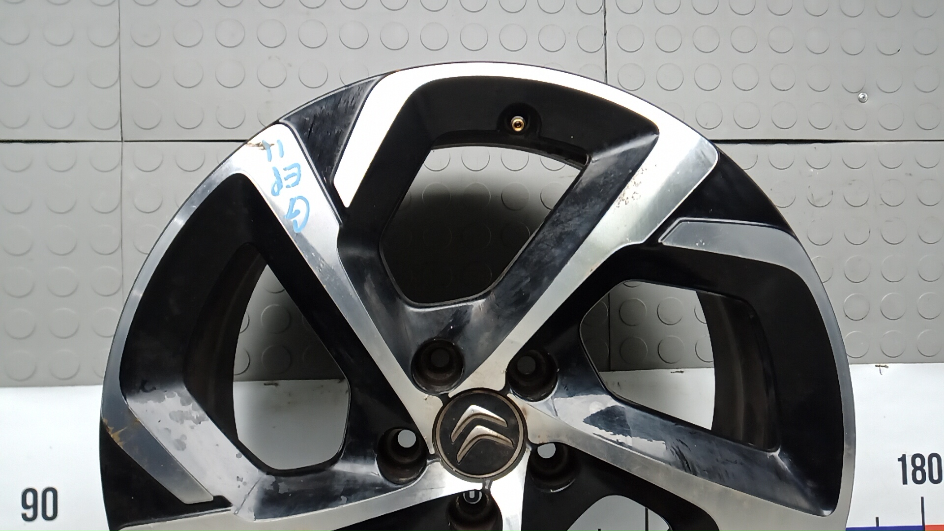 Диск колесный литой легкий сплав