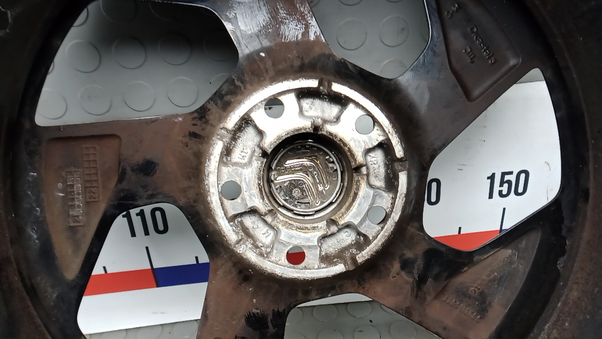 Диск колесный литой легкий сплав