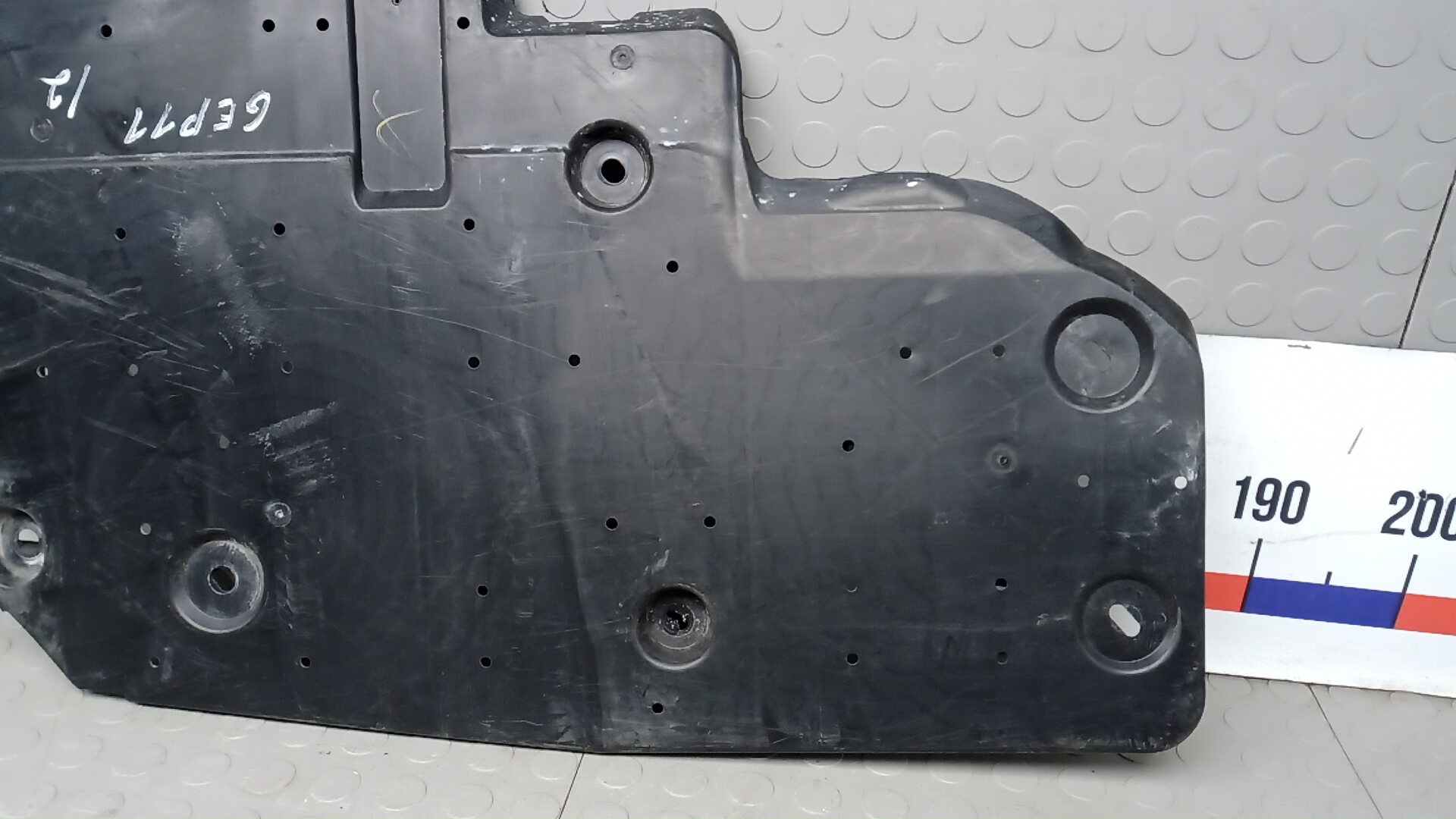 Защита антигравийная