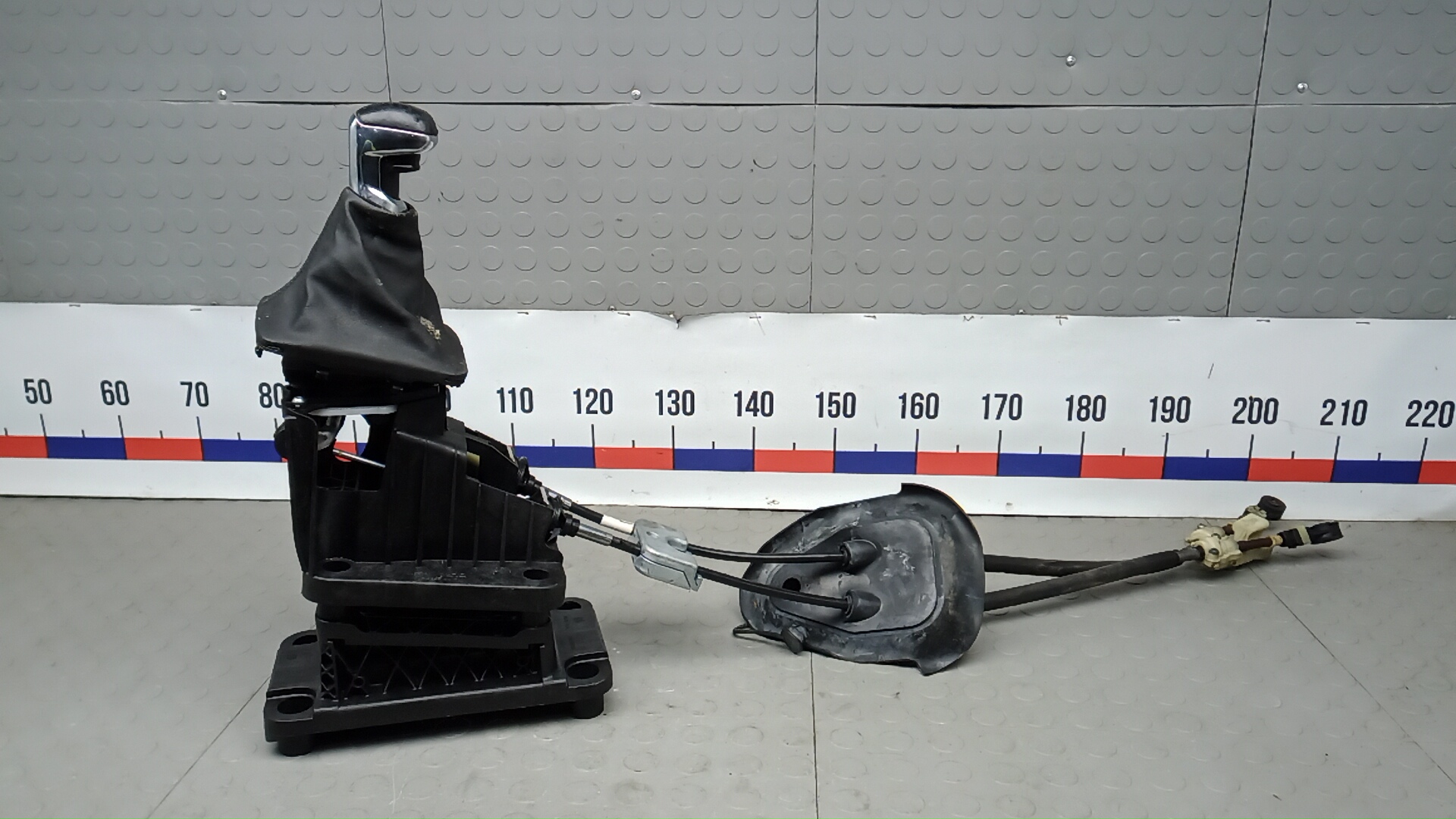 Кулиса МКПП / АКПП