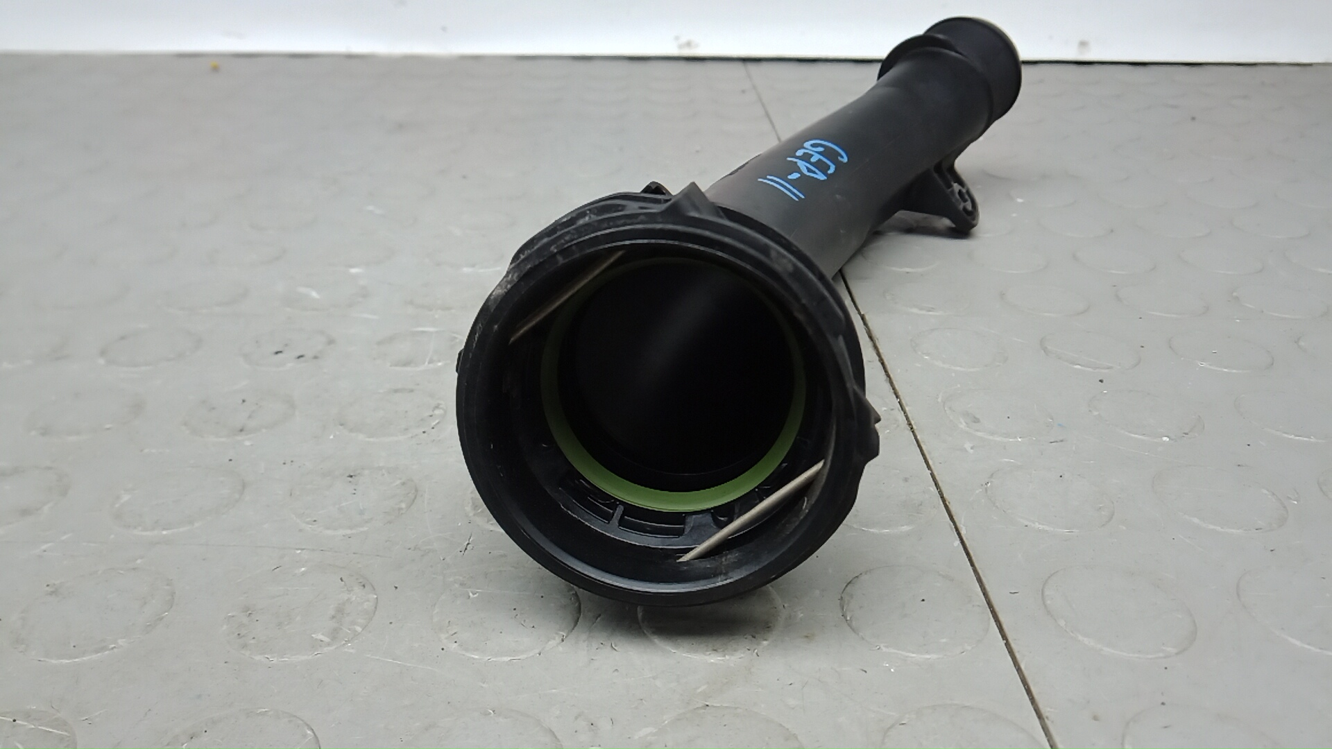 Патрубок воздушного фильтра