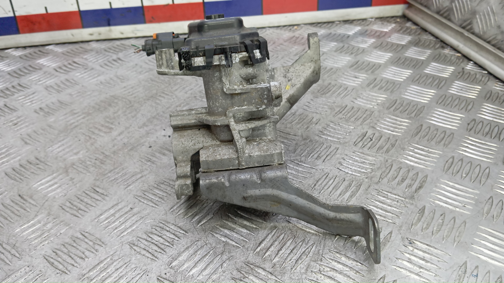 Клапан рециркуляции выхлопных газов (EGR)