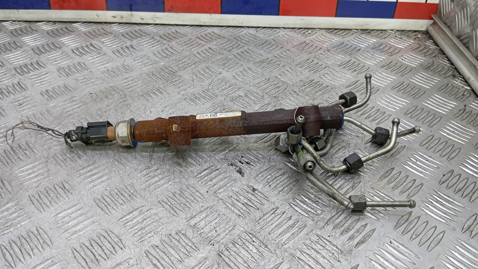 Рейка топливная (рампа)