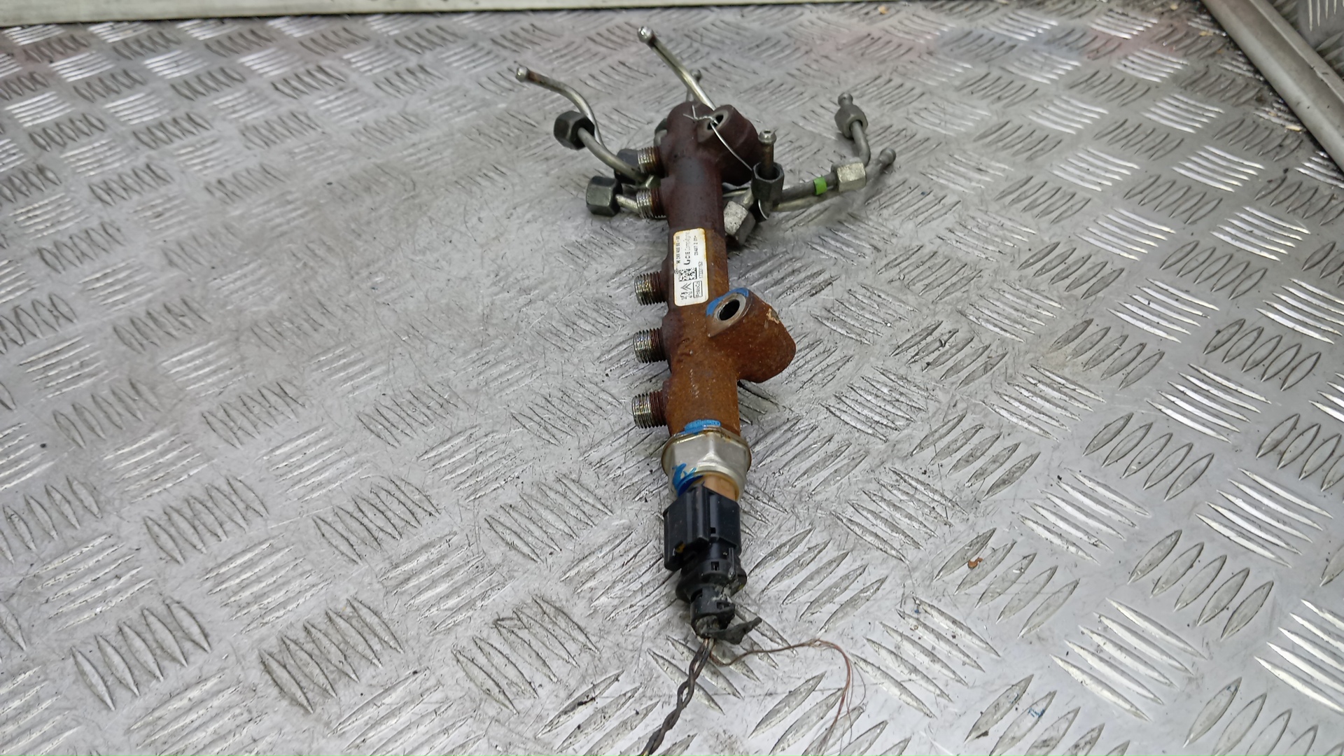 Рейка топливная (рампа)