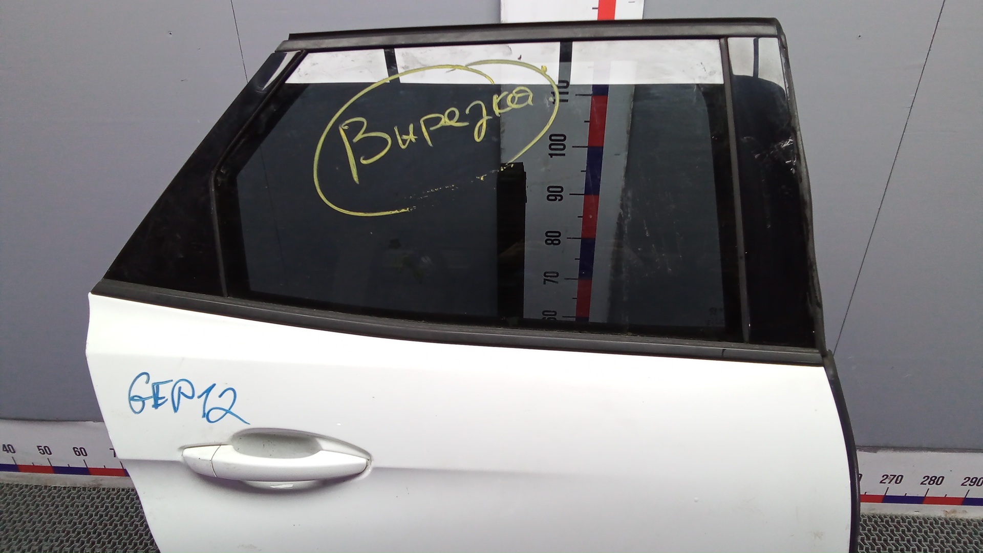 Дверь задняя правая