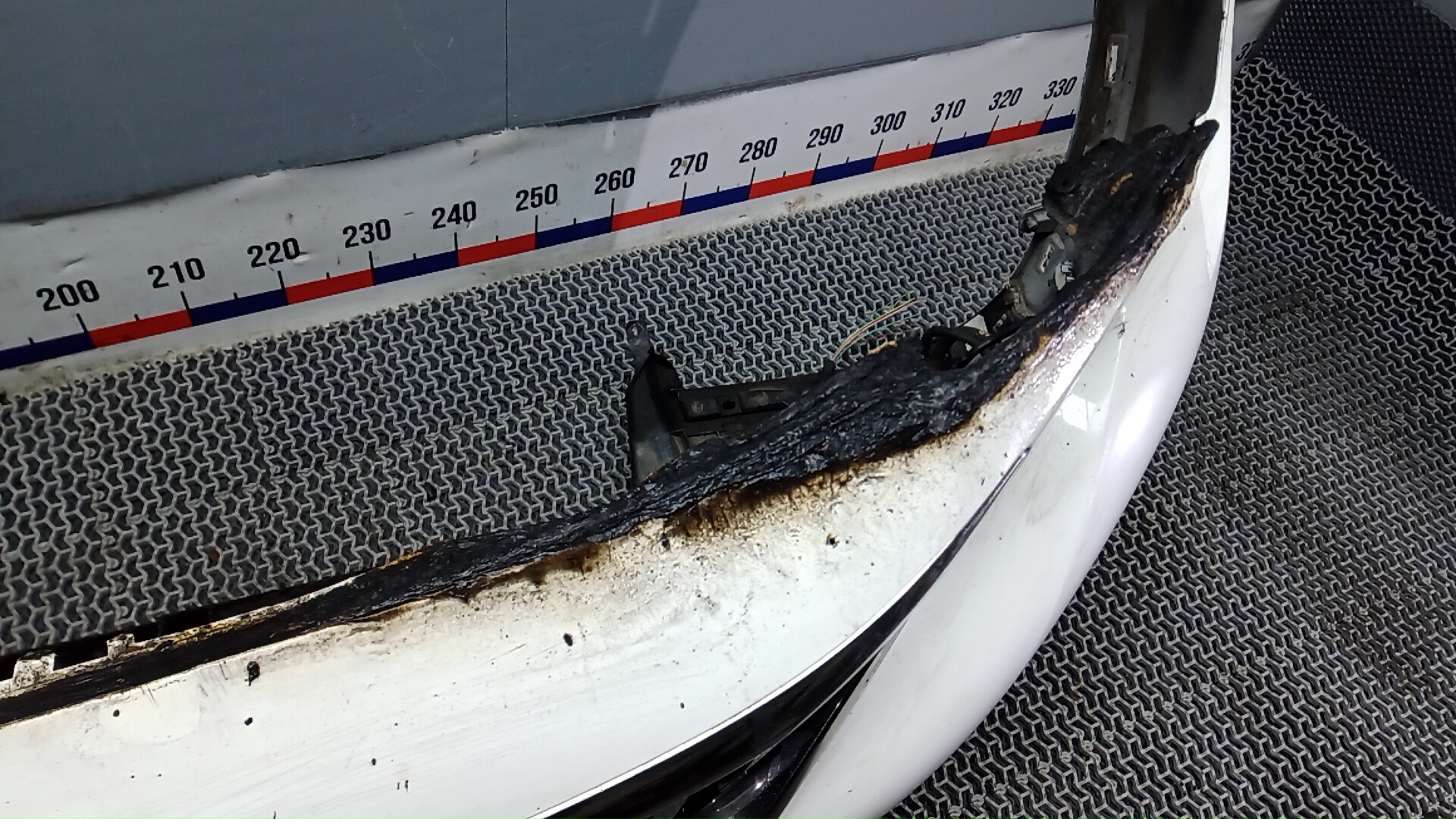 Бампер передний