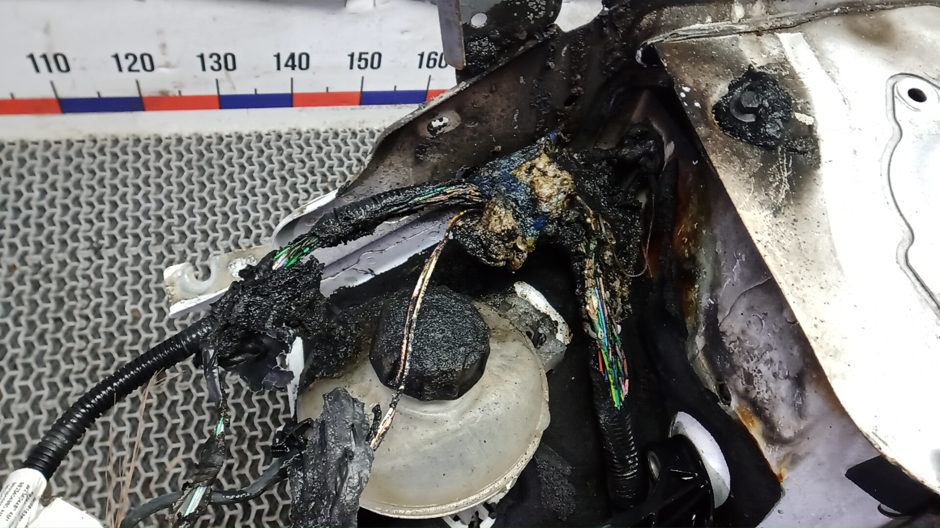 Лонжерон передний правый