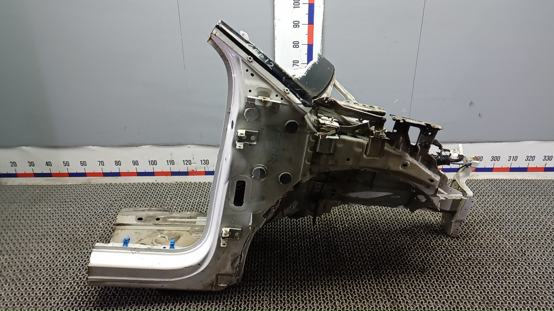 Лонжерон передний правый