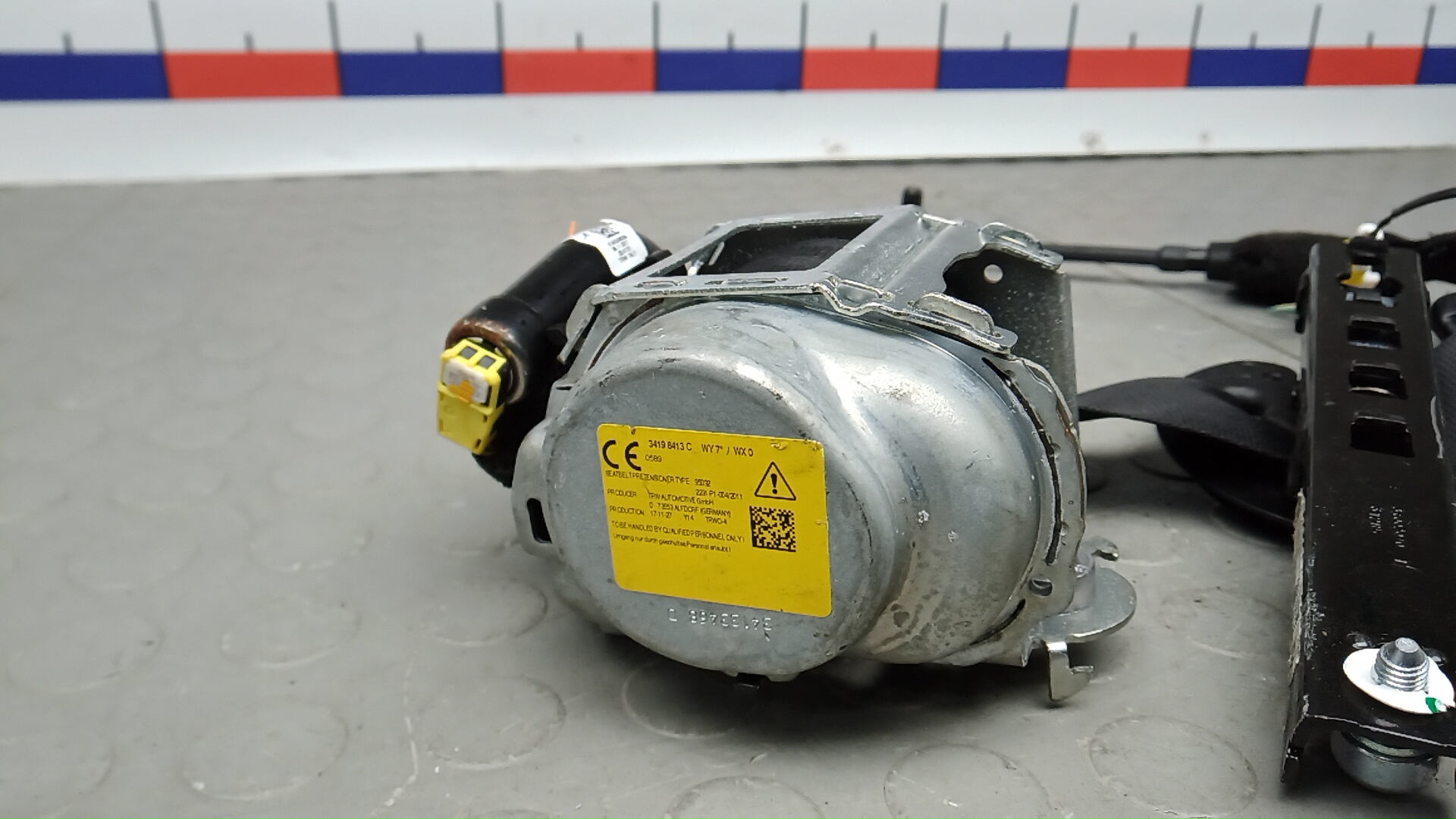 Ремень безопасности с пиропатроном