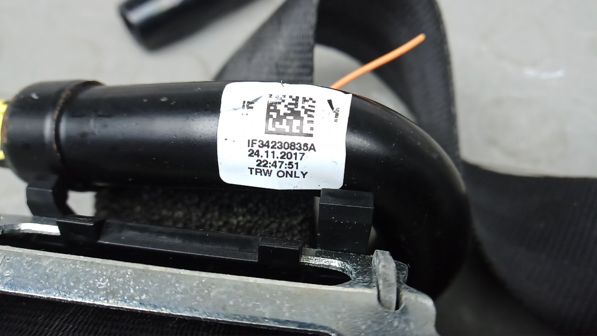 Ремень безопасности с пиропатроном