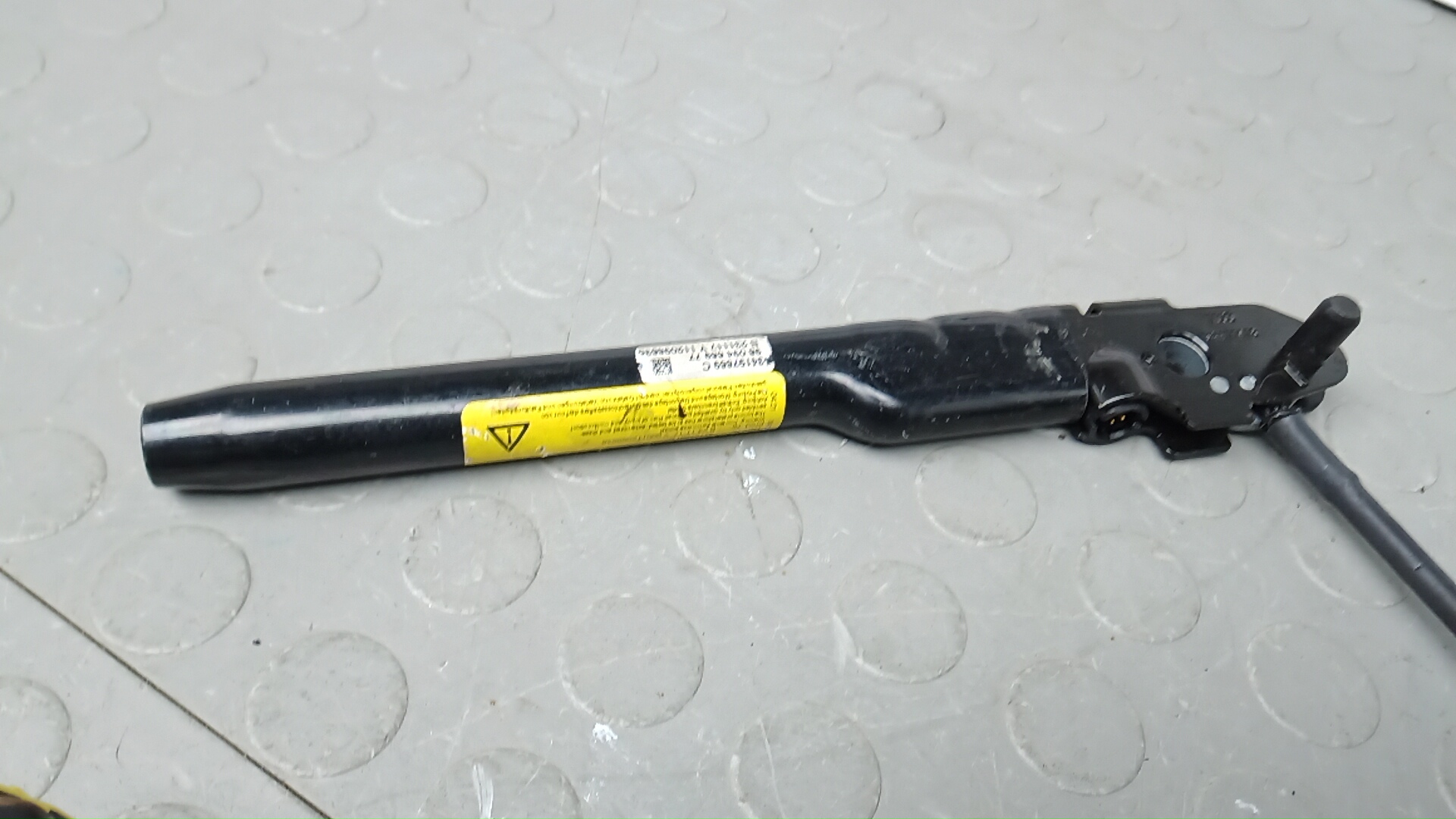 Ремень безопасности с пиропатроном