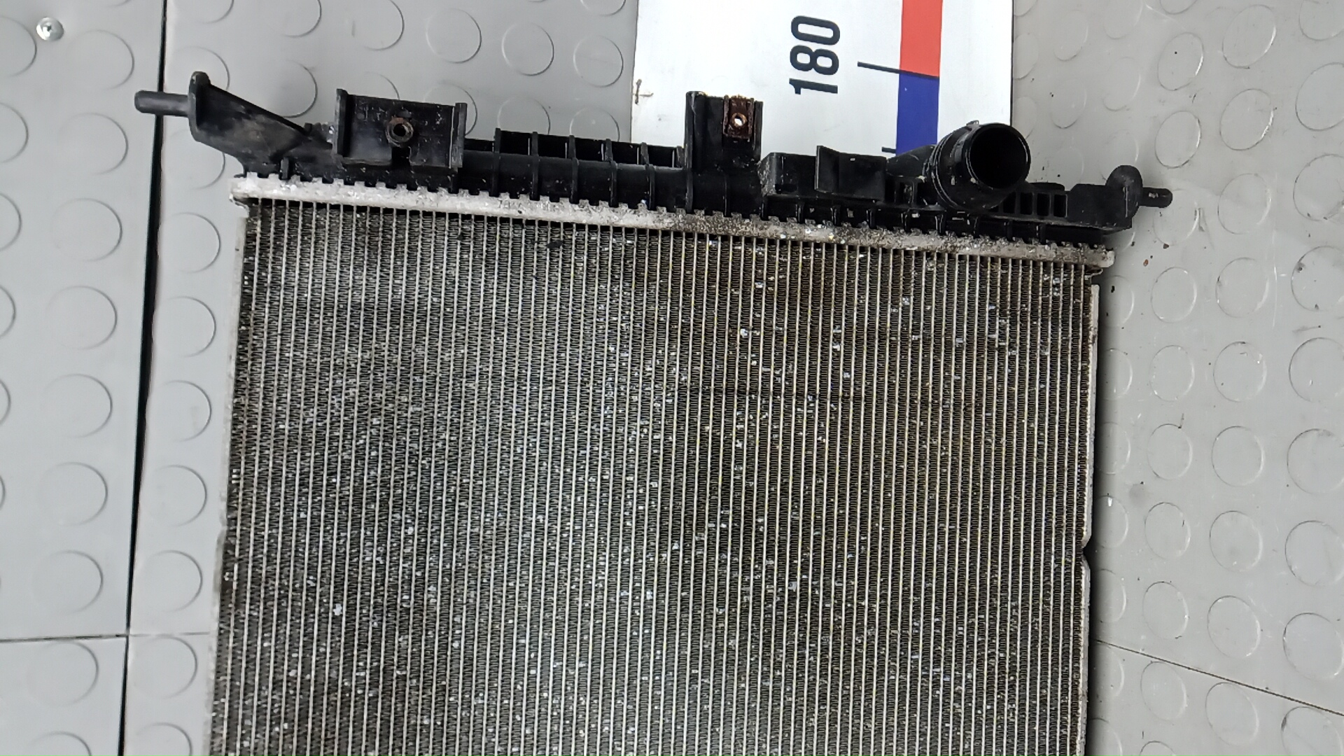 Радиатор охлаждения двигателя основной