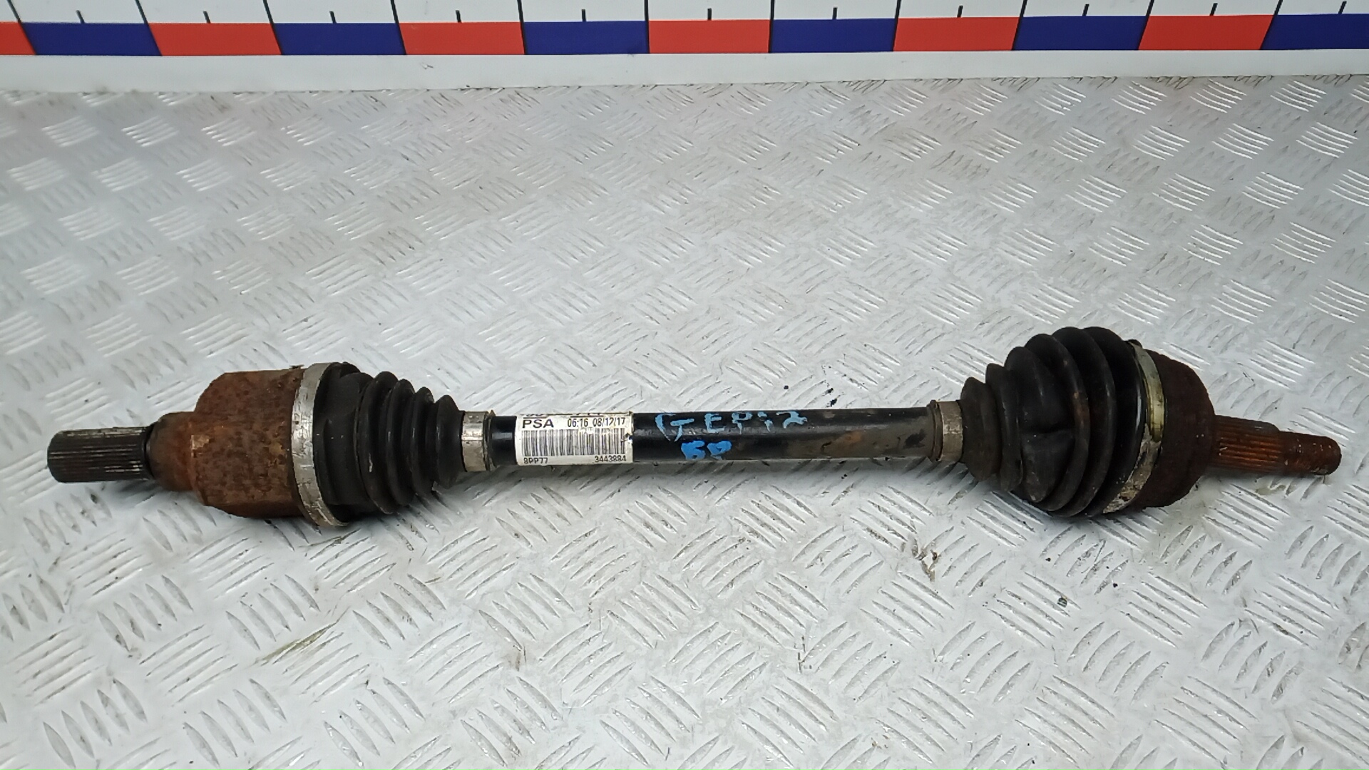 Полуось передняя левая