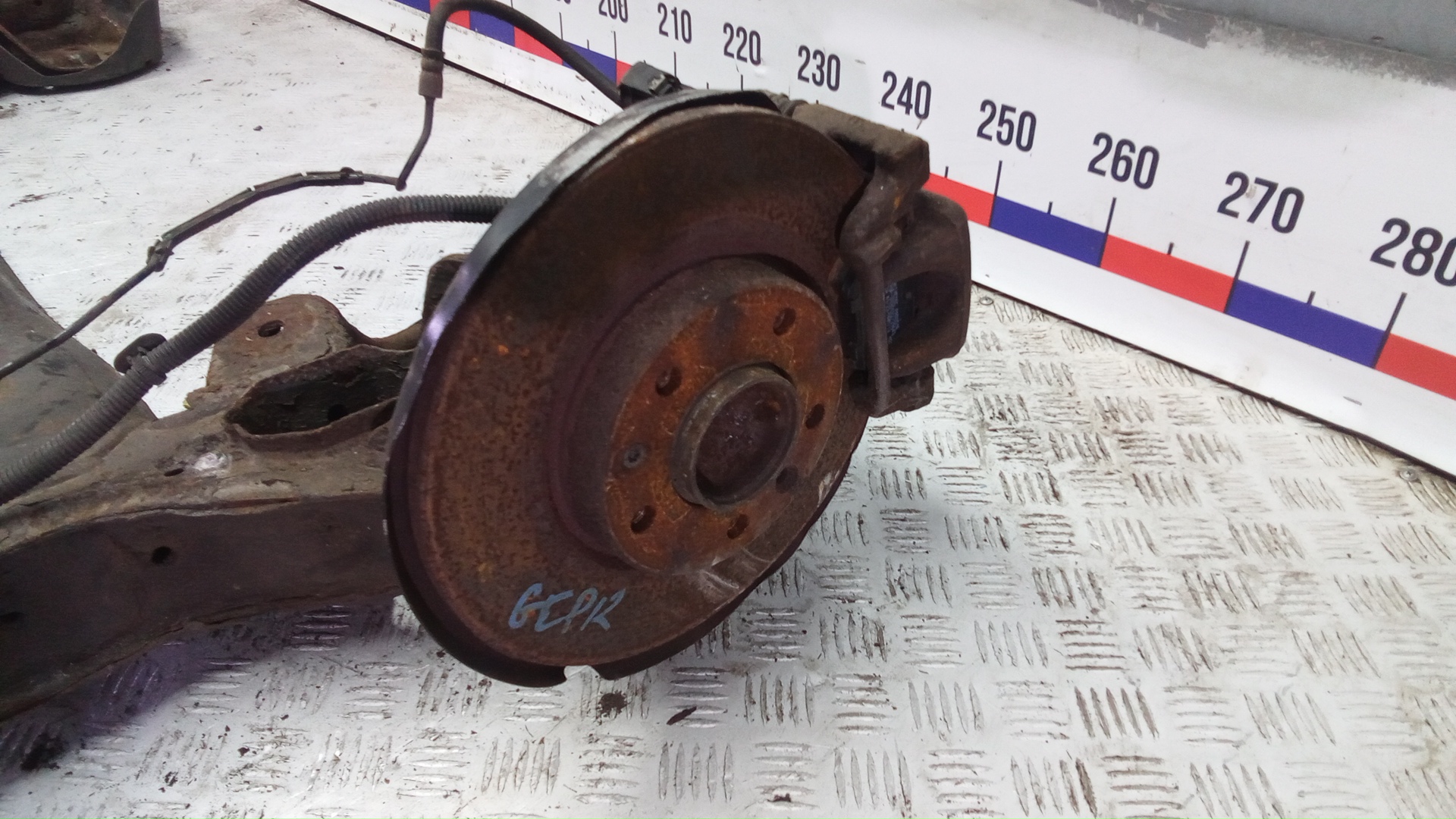 Балка задняя