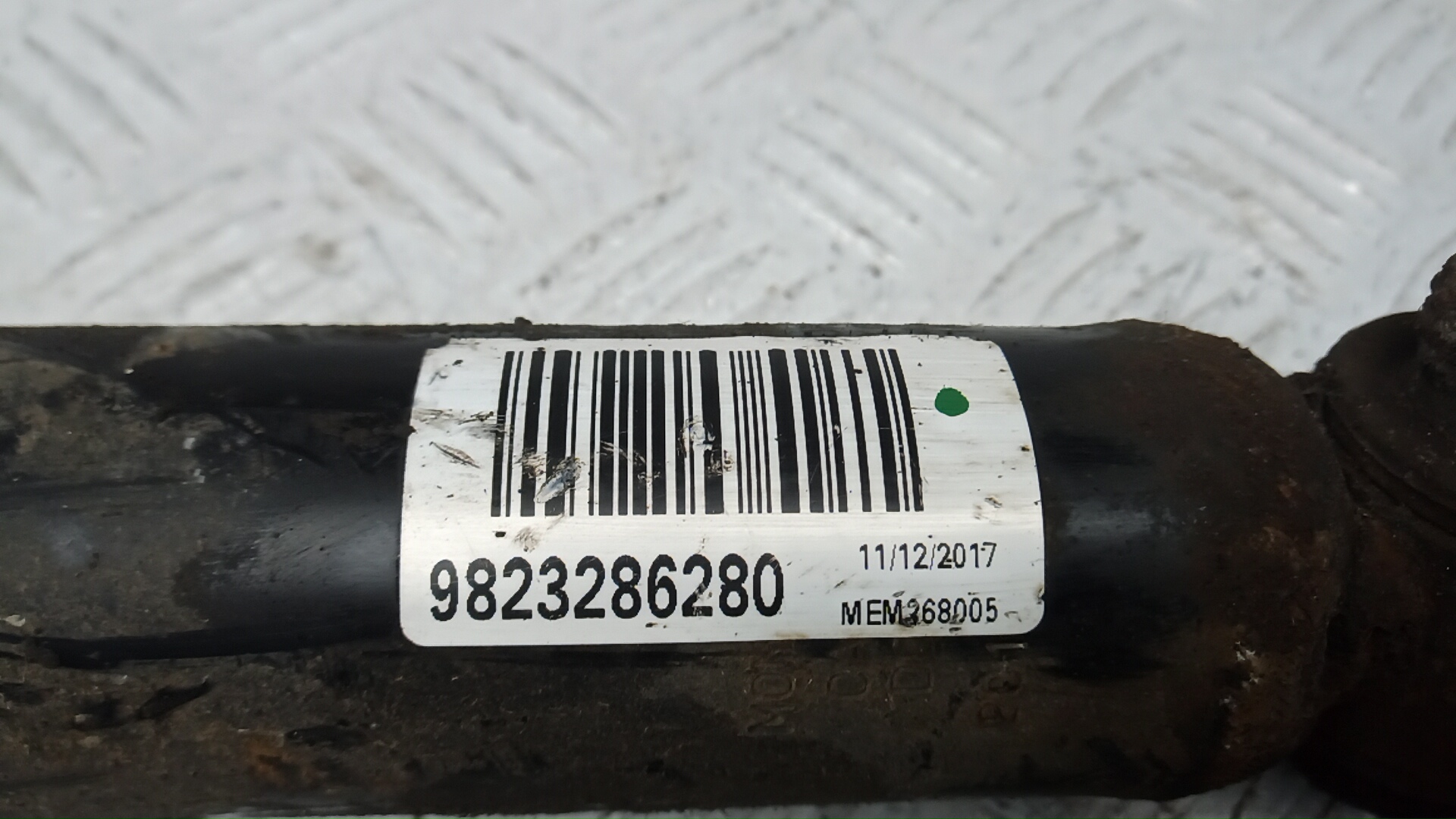 Амортизатор задний (стойка)