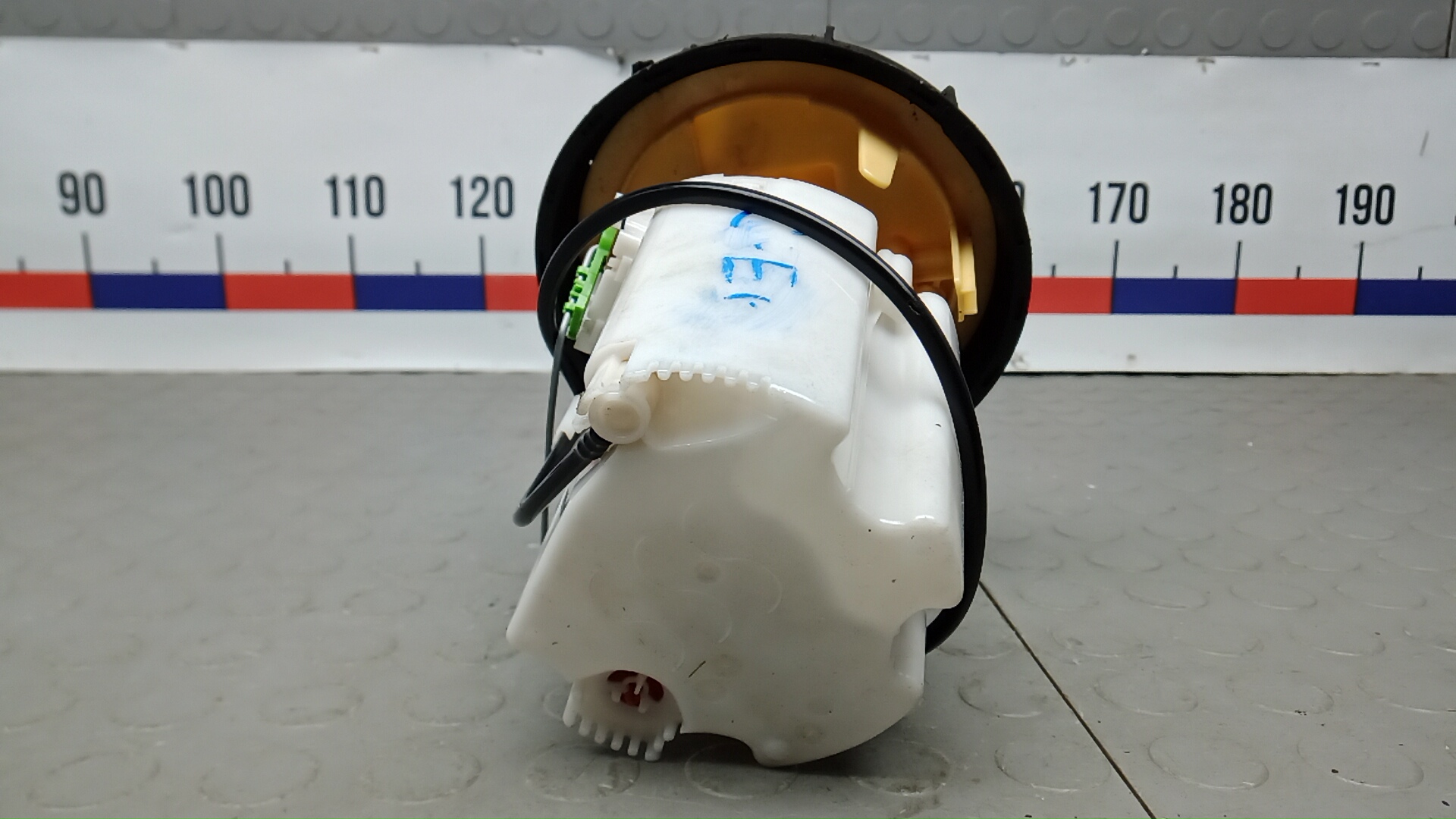 Насос топливный электрический