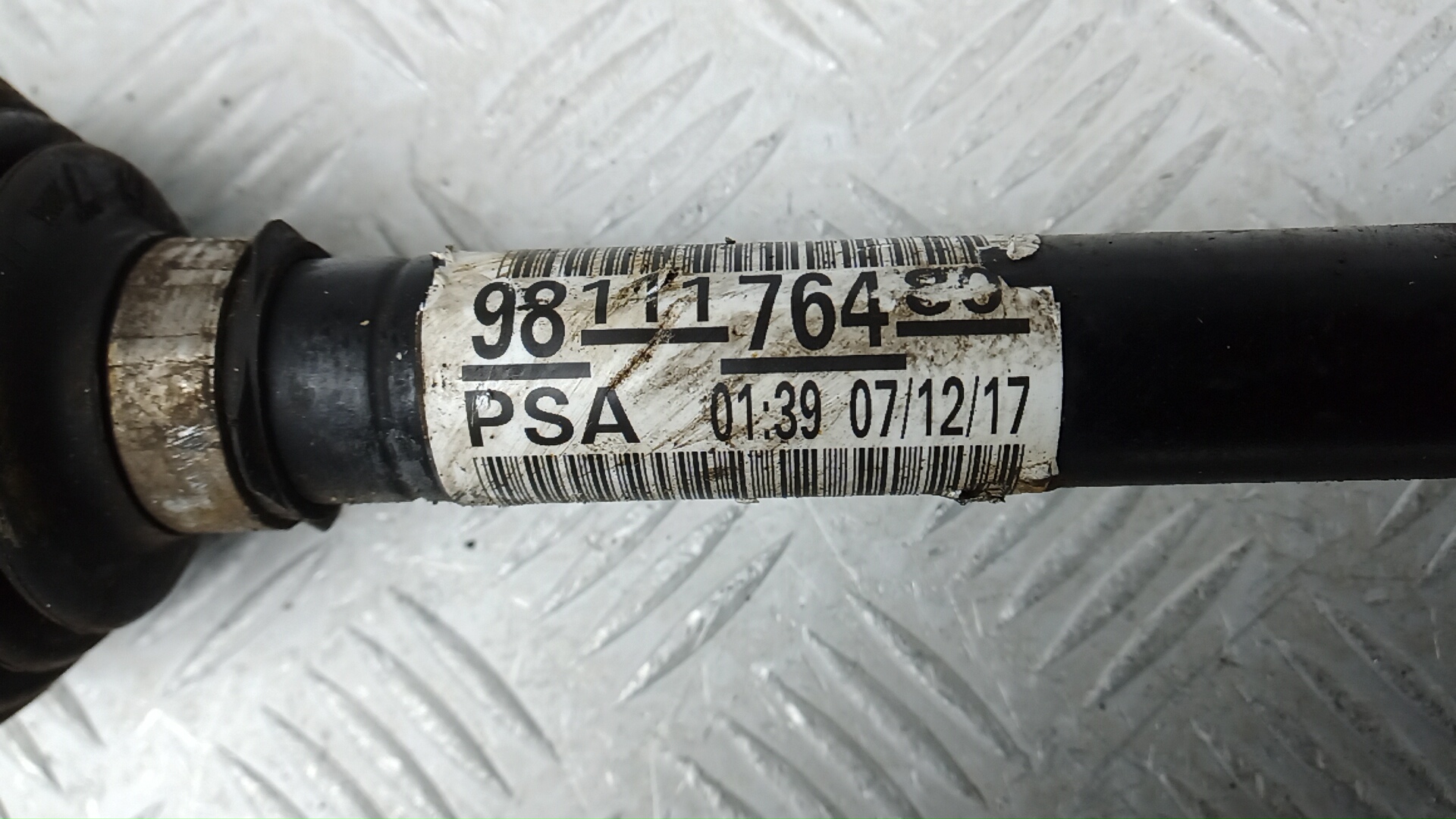 Полуось передняя правая