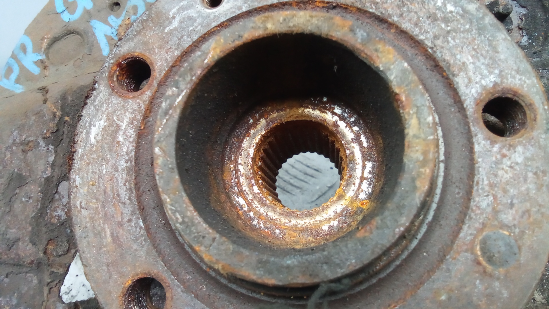 Ступица передняя