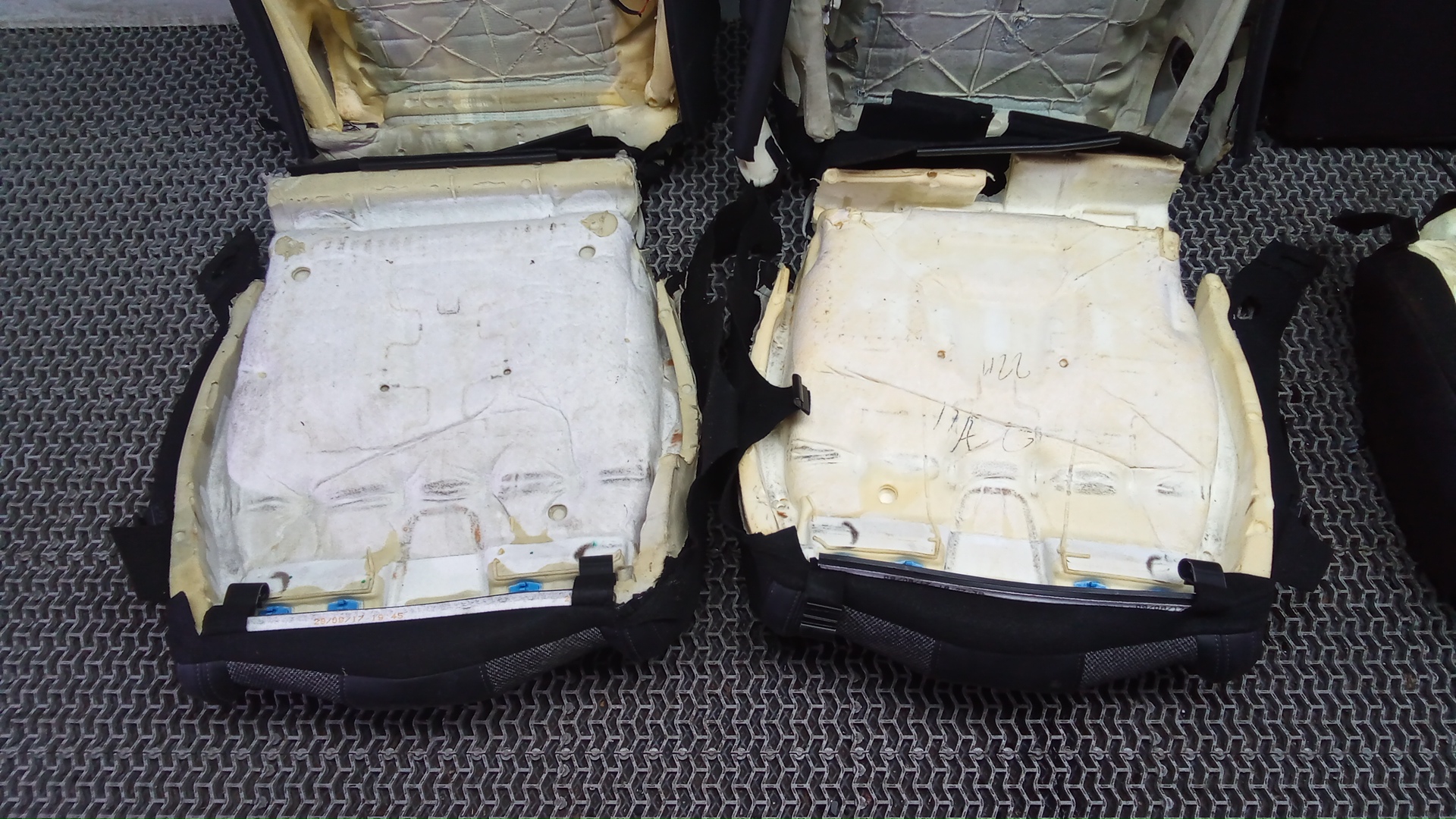 Сиденья комплект