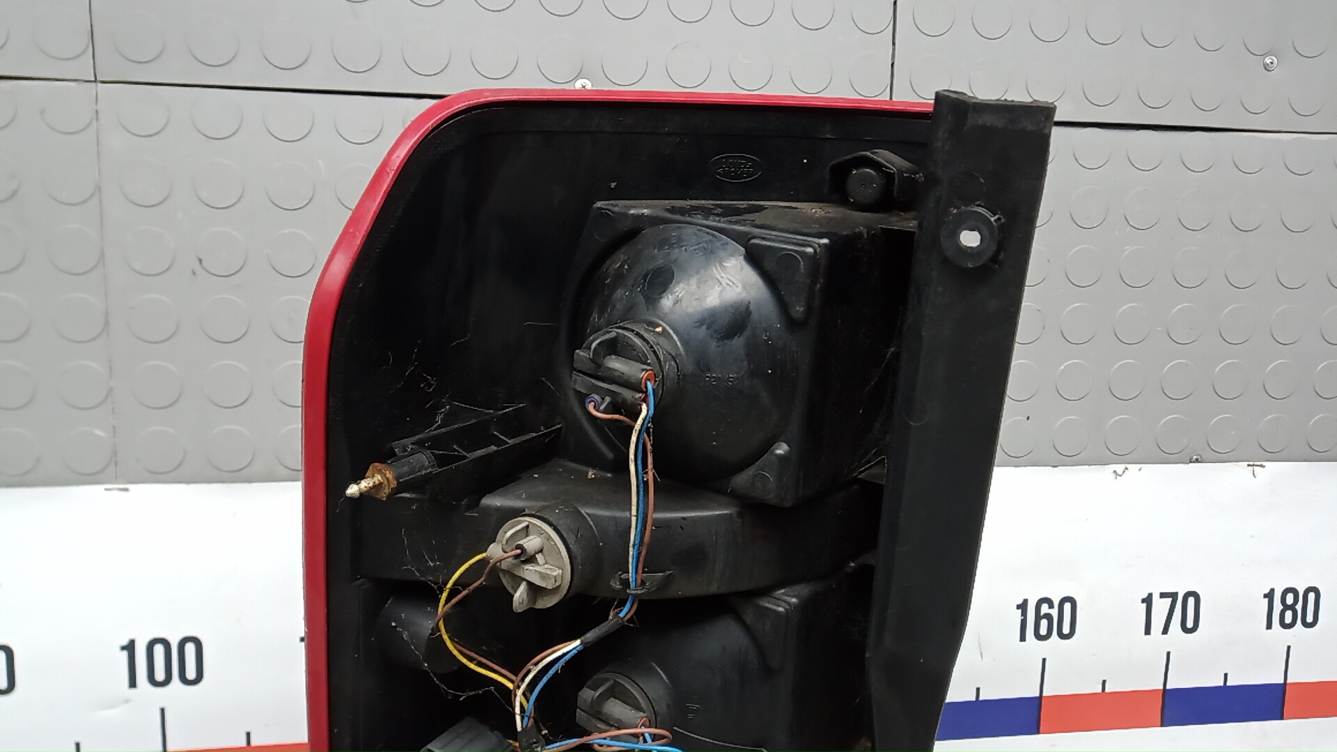 Фонарь задний правый