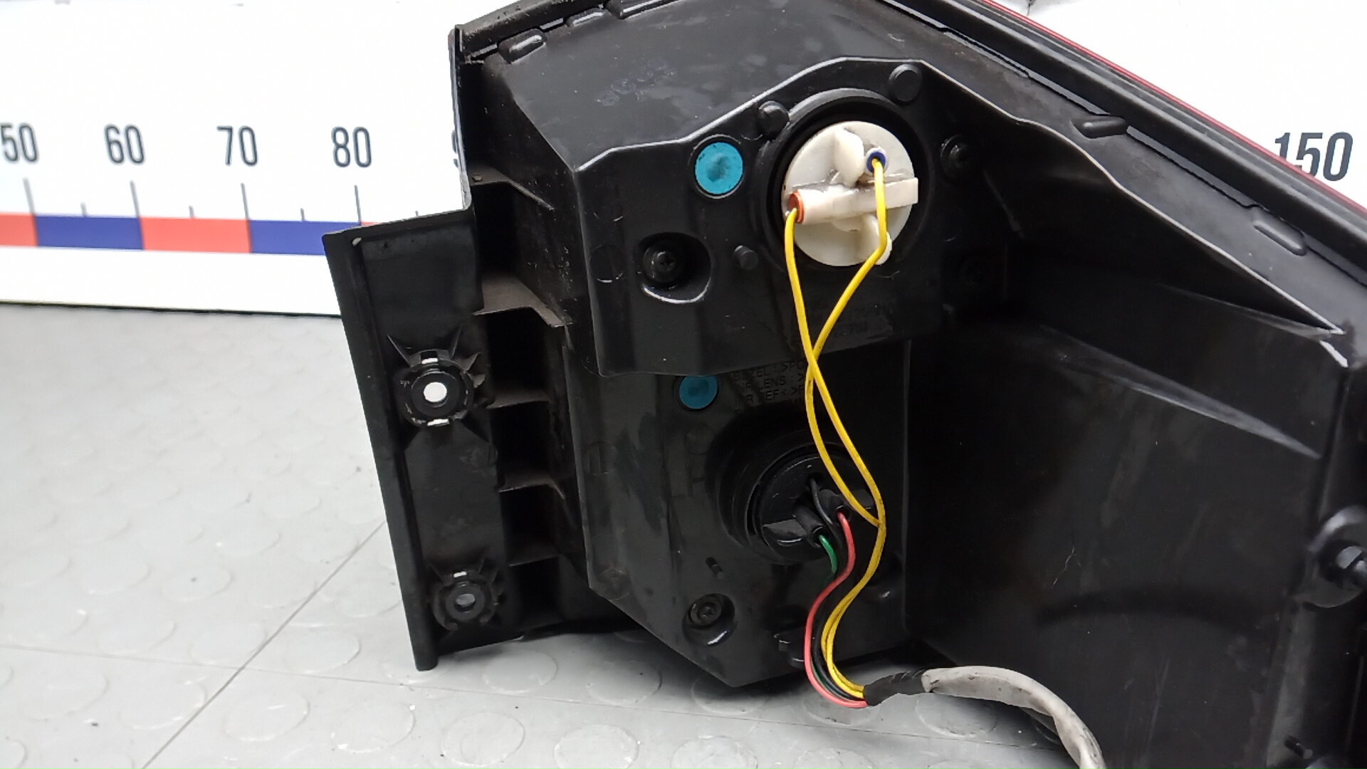 Фонарь задний левый