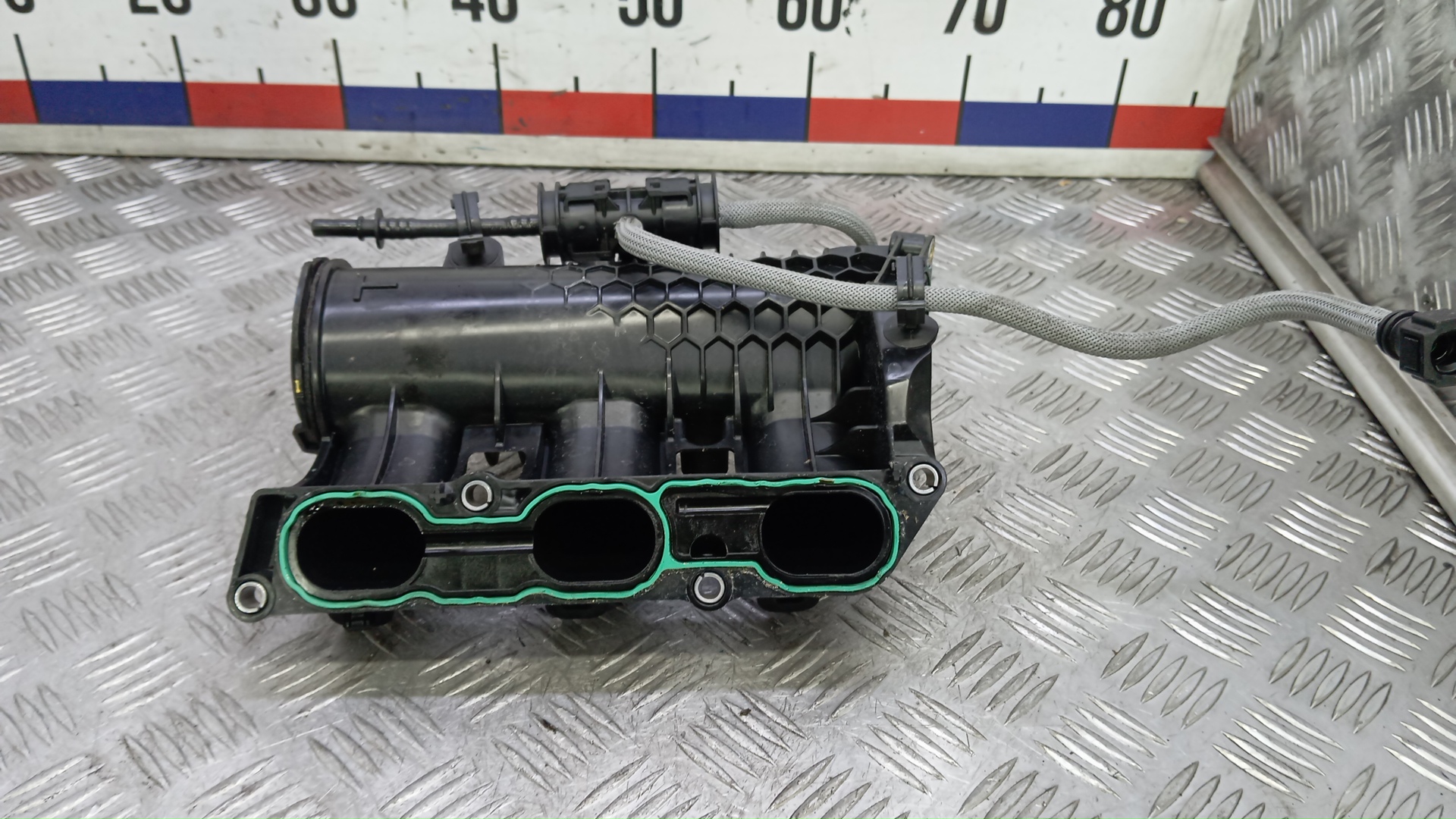 Коллектор впускной