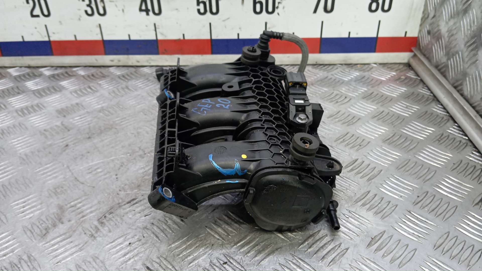 Коллектор впускной