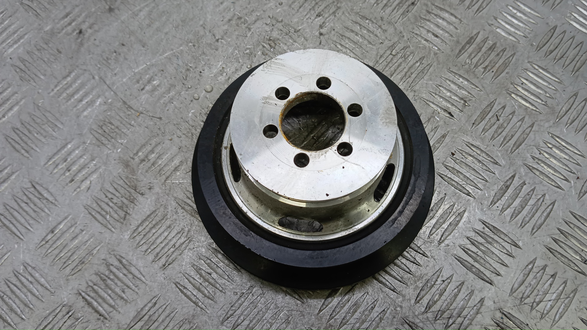 Шкив коленвала