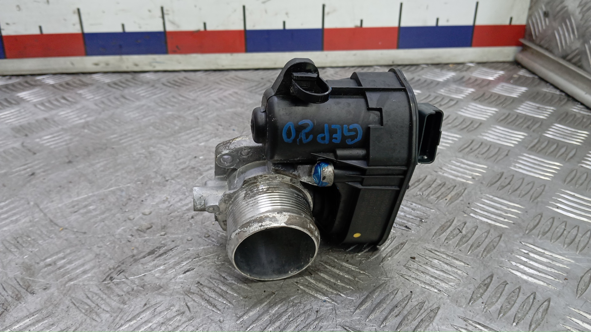 Заслонка дроссельная электрическая