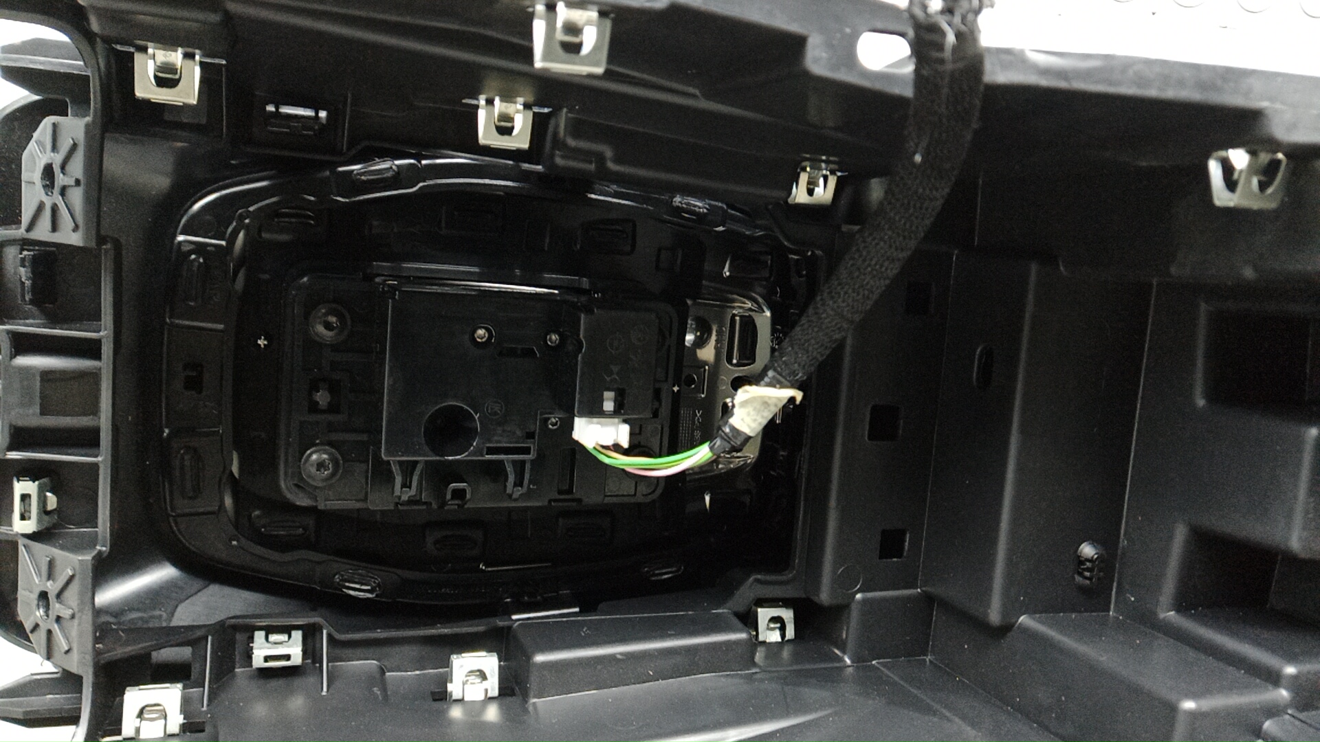 Кулиса МКПП / АКПП