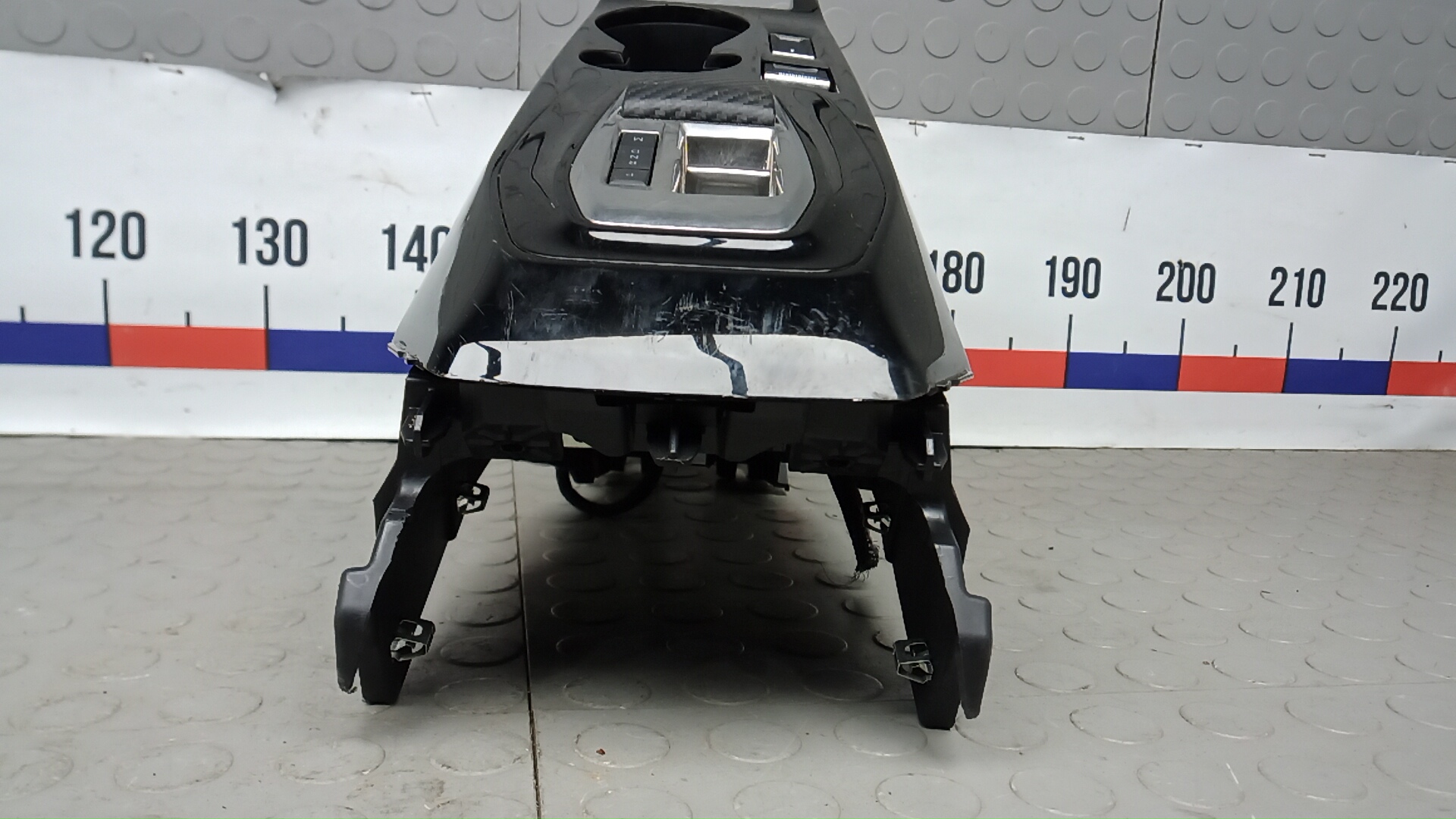 Кулиса МКПП / АКПП