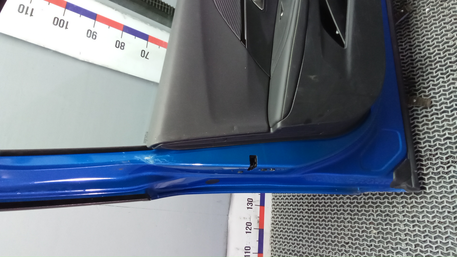 Дверь передняя левая