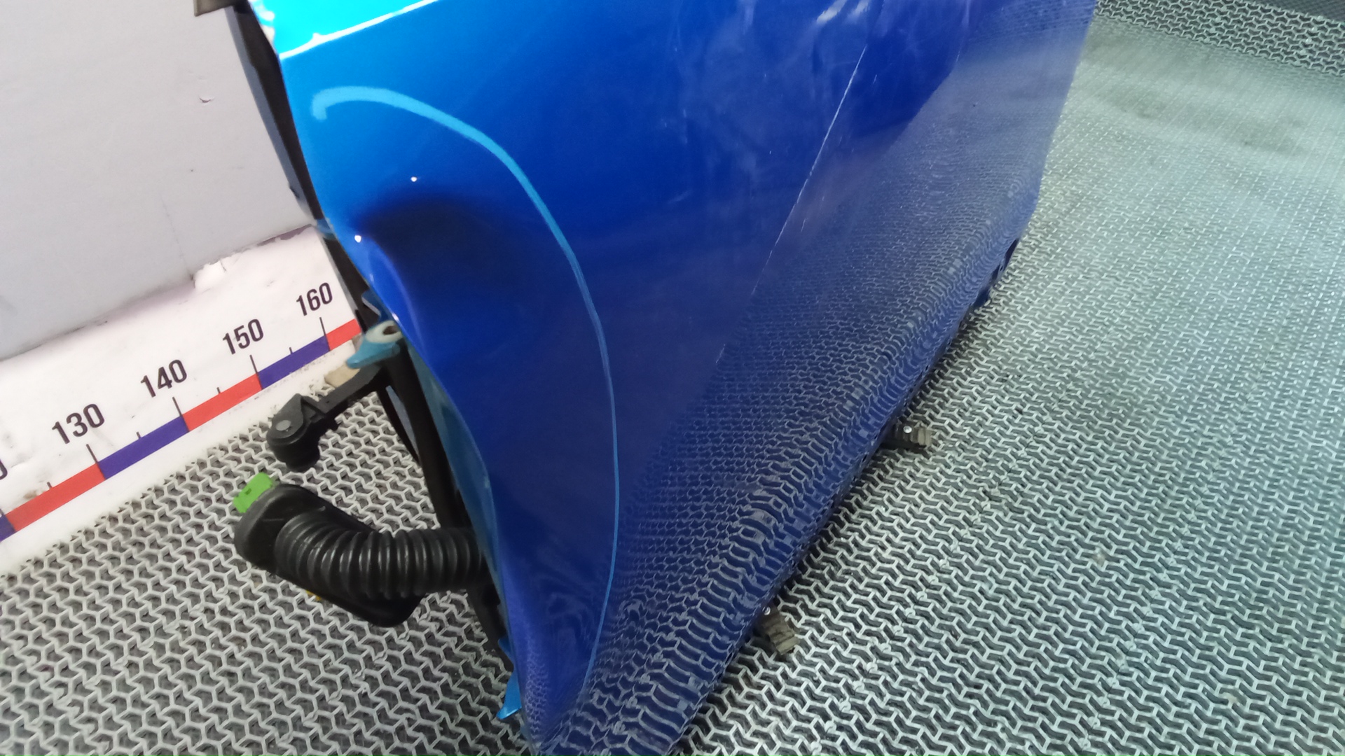 Дверь передняя левая