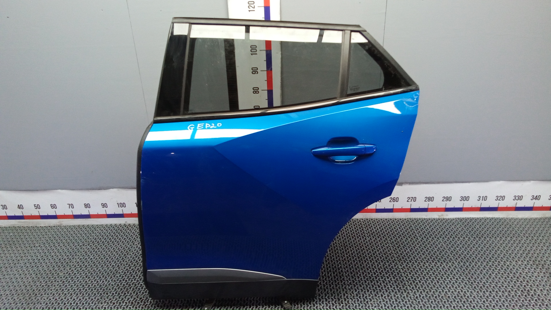 Дверь задняя левая