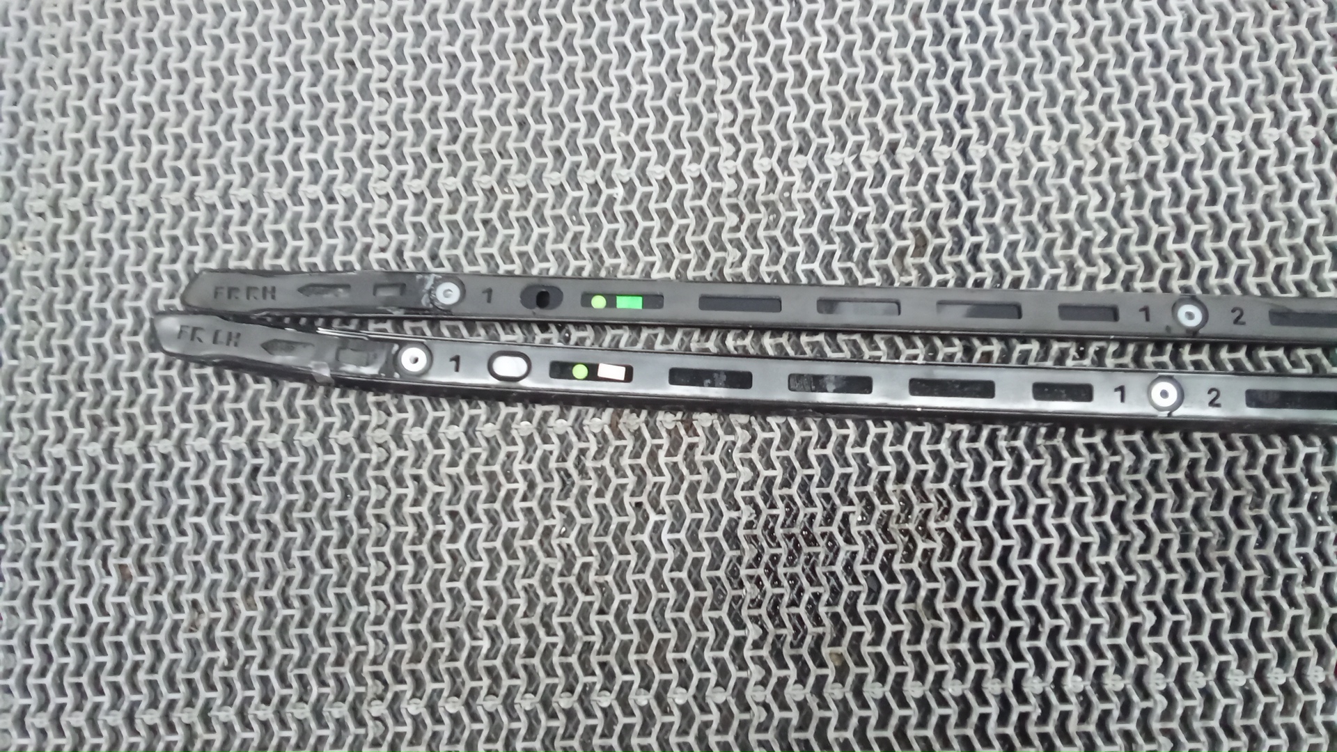 Рейлинги (релинг) к-кт (планки на крышу)