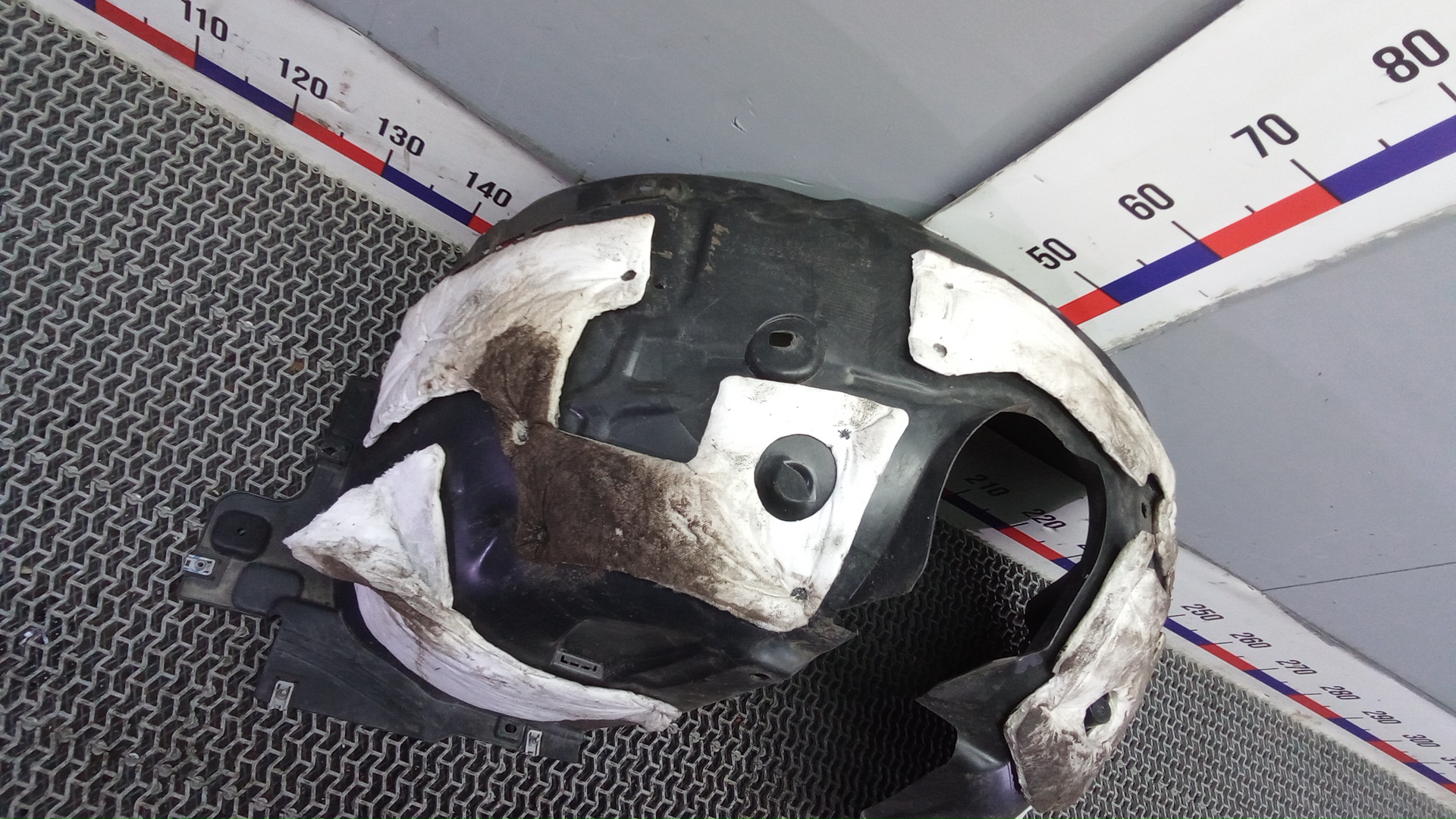 Локер передний левый