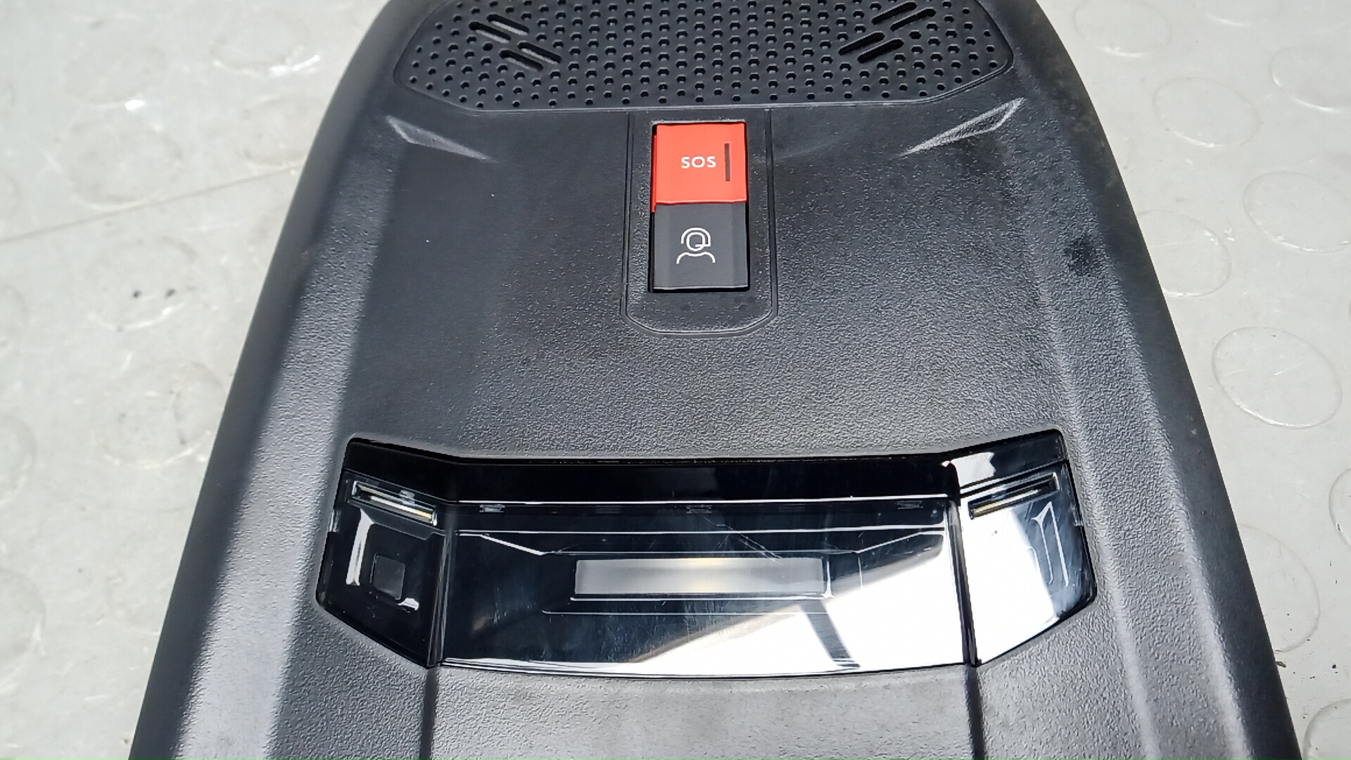 Плафон салонный