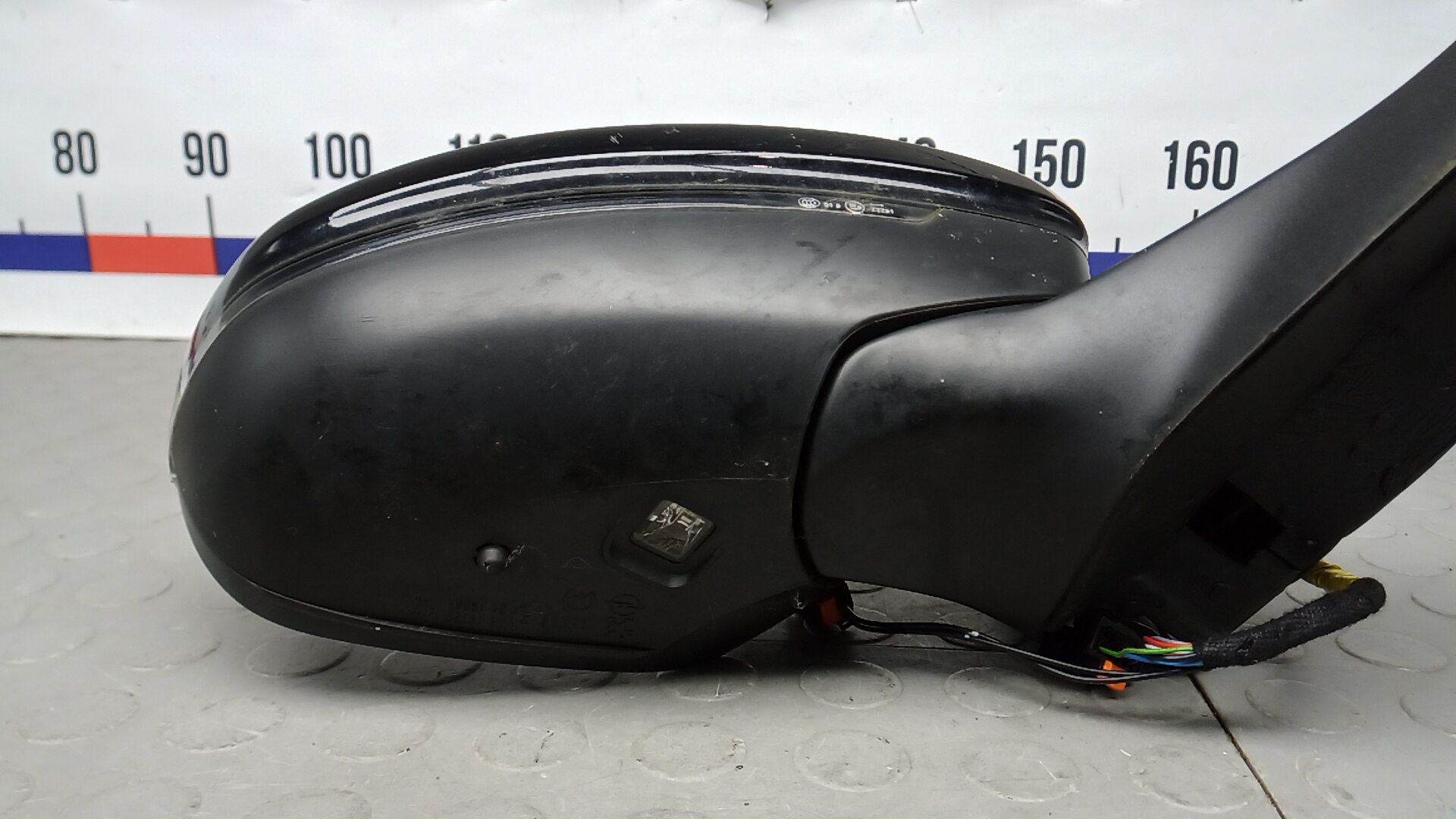 Зеркало правое электрическое