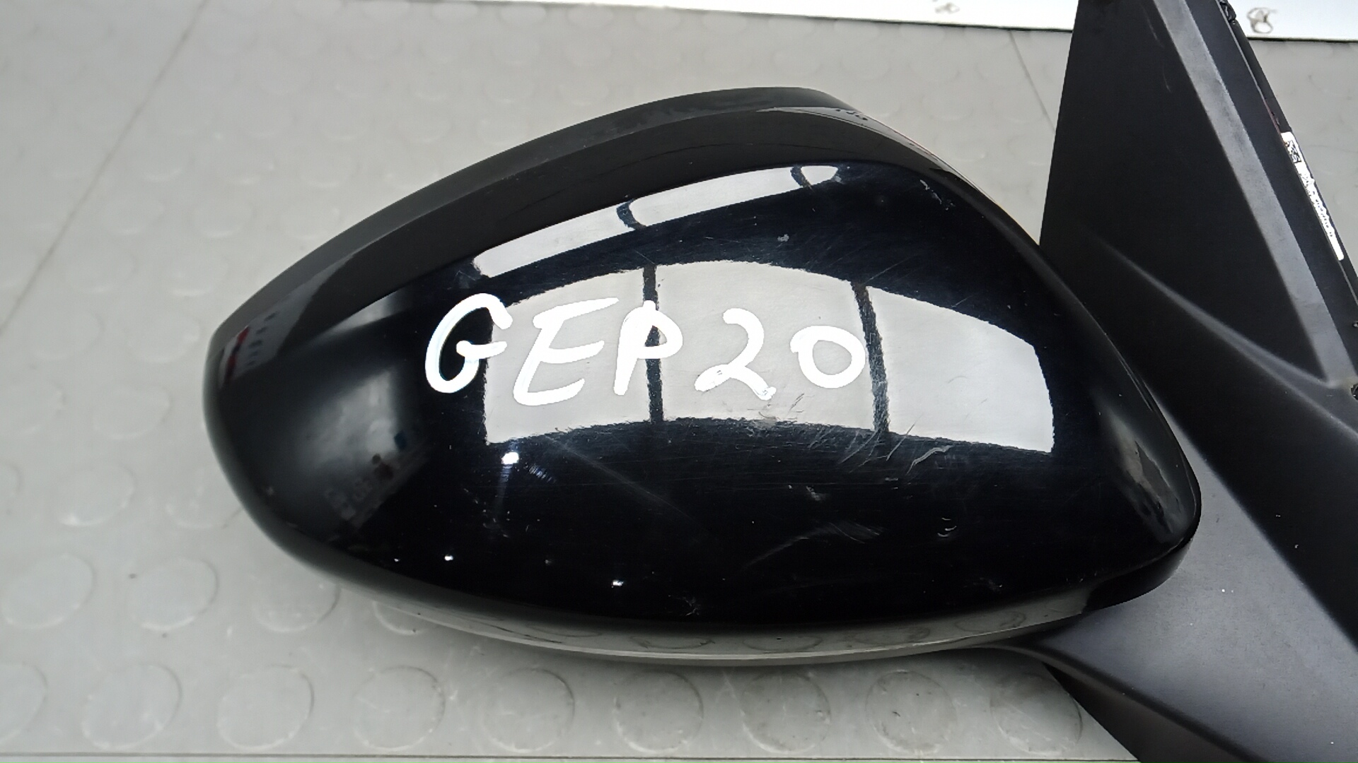 Зеркало правое электрическое