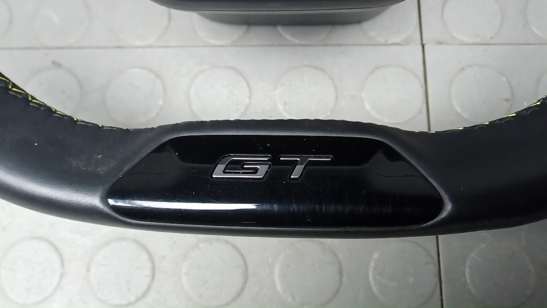 Рулевое колесо (руль)