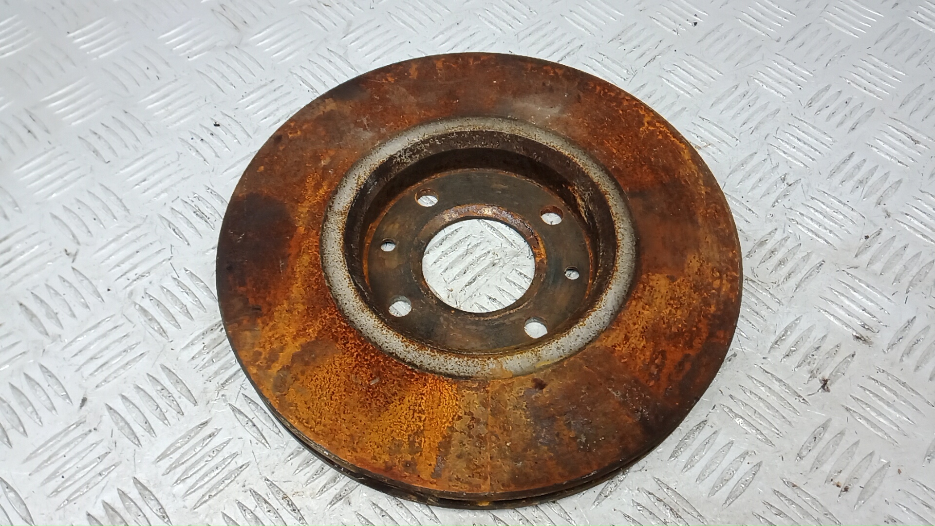 Диск тормозной передний вентилируемый