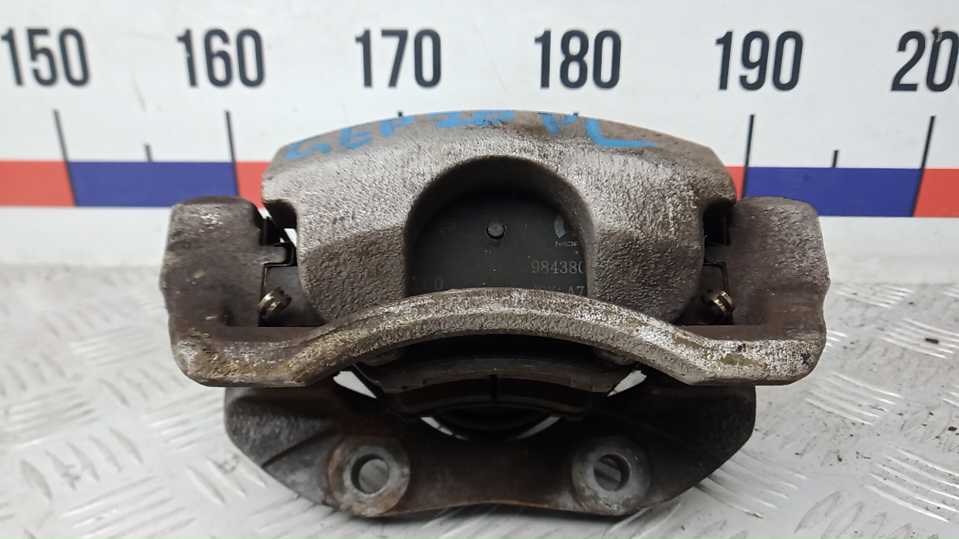 Суппорт передний левый