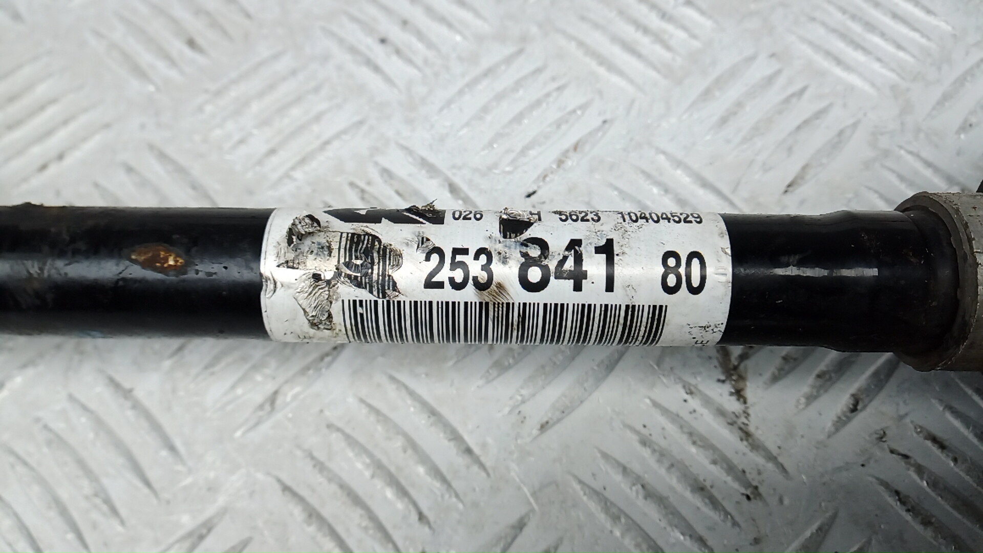 Полуось передняя левая